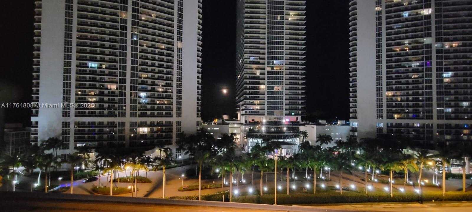 Small Image of 1825 SOUTH OCEAN DR #914, Hallandale Beach Number 20