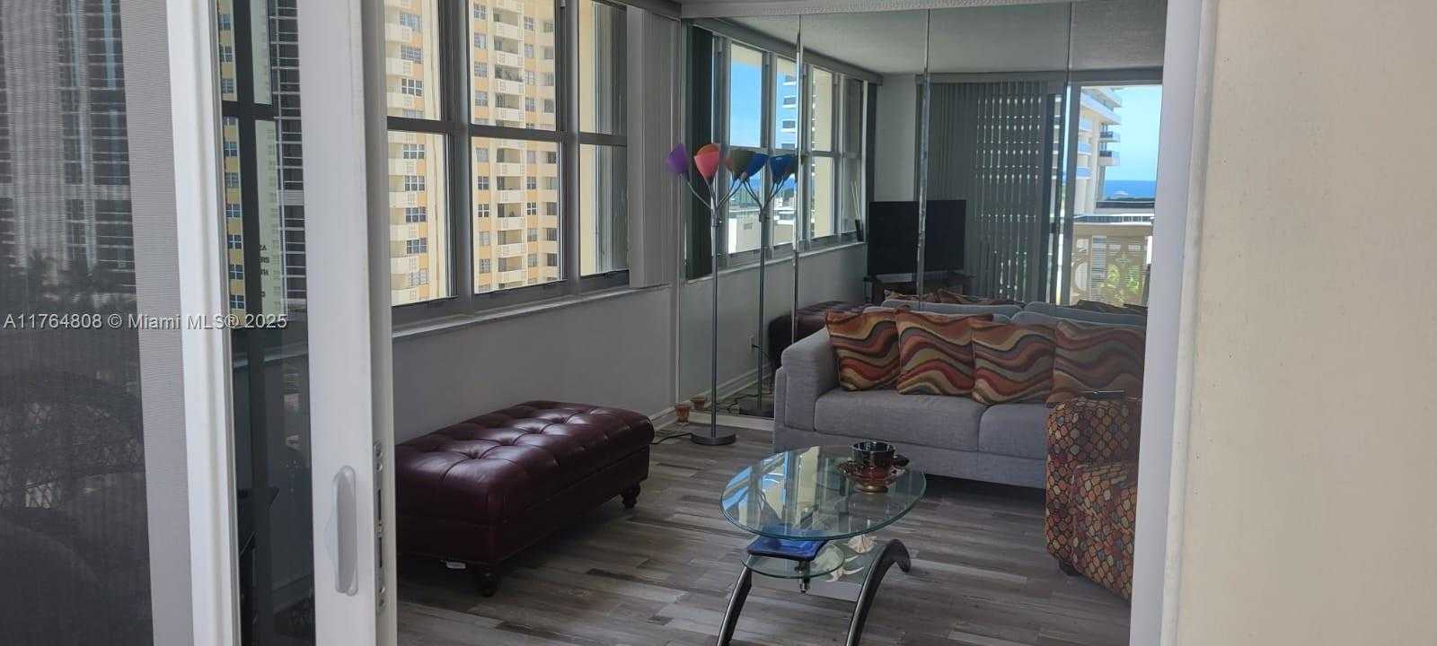 Small Image of 1825 SOUTH OCEAN DR #914, Hallandale Beach Number 3