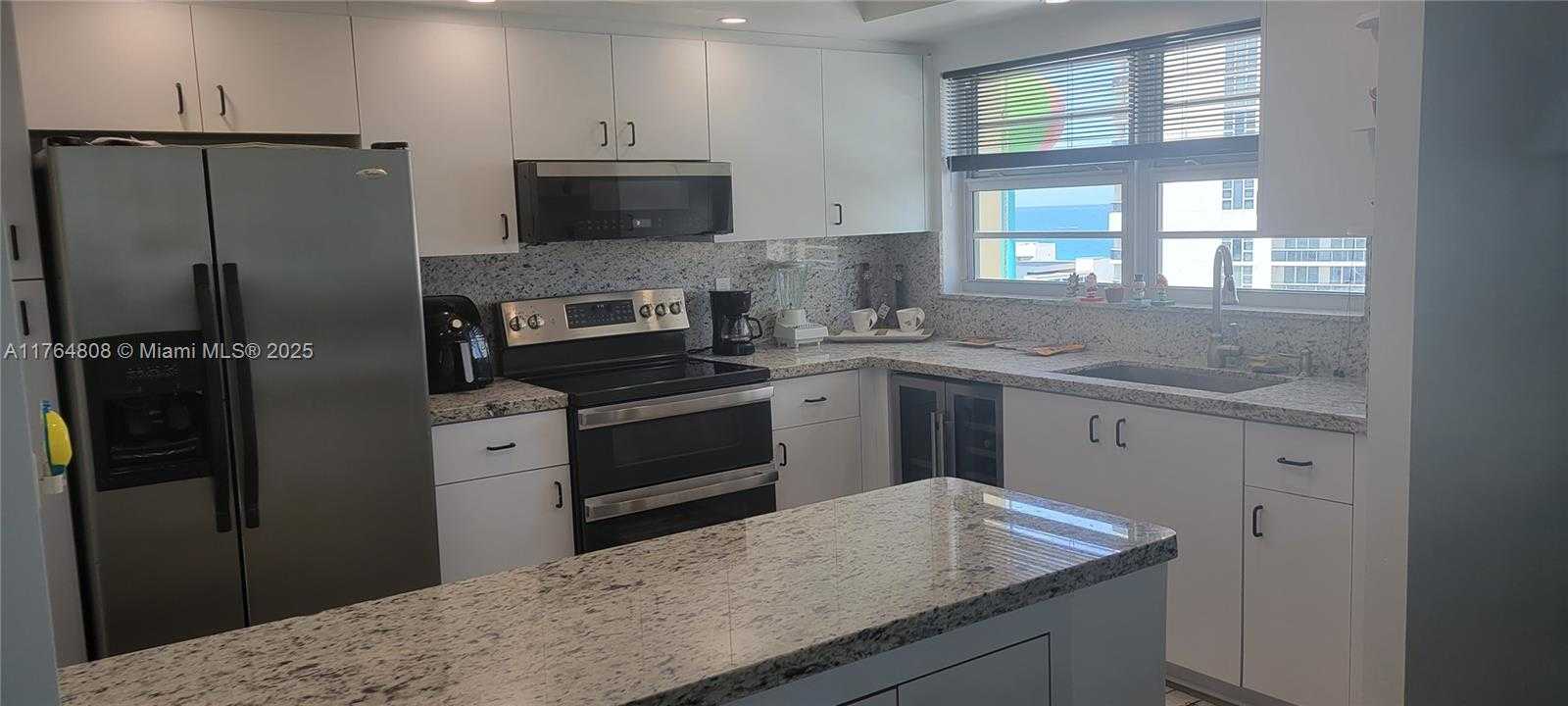 Small Image of 1825 SOUTH OCEAN DR #914, Hallandale Beach Number 6