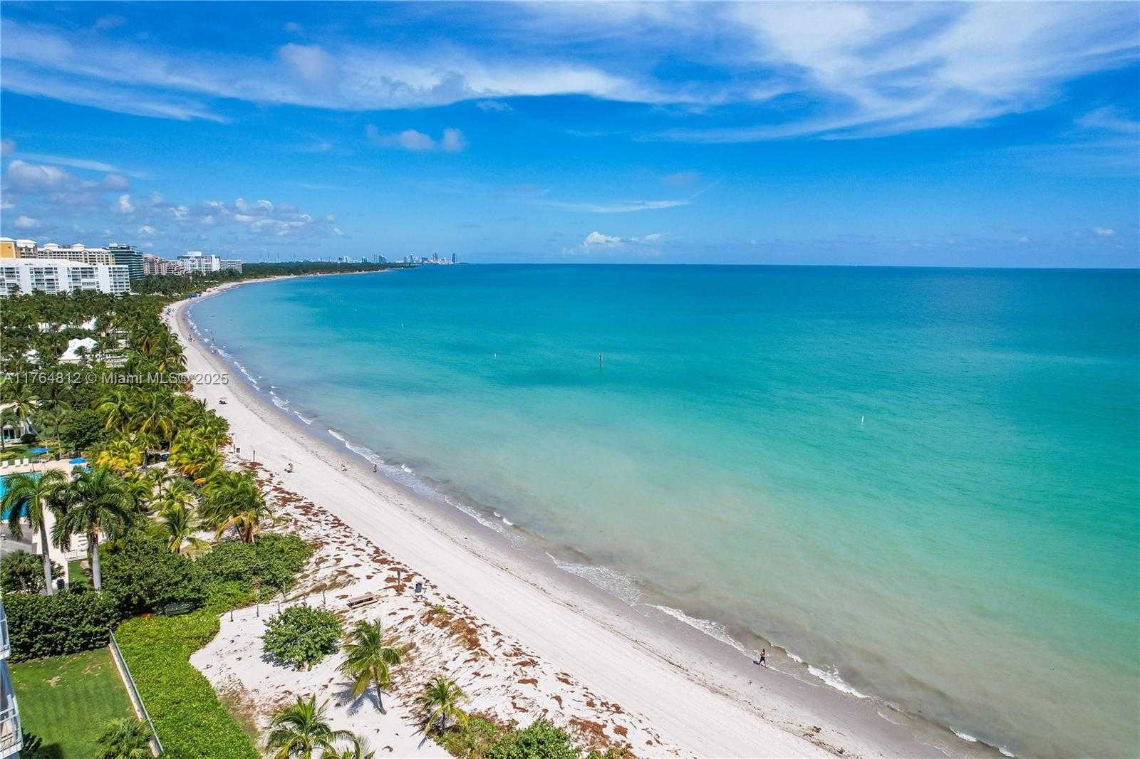 Small Image of 600 GRAPETREE DR #8CS, Key Biscayne Number 43