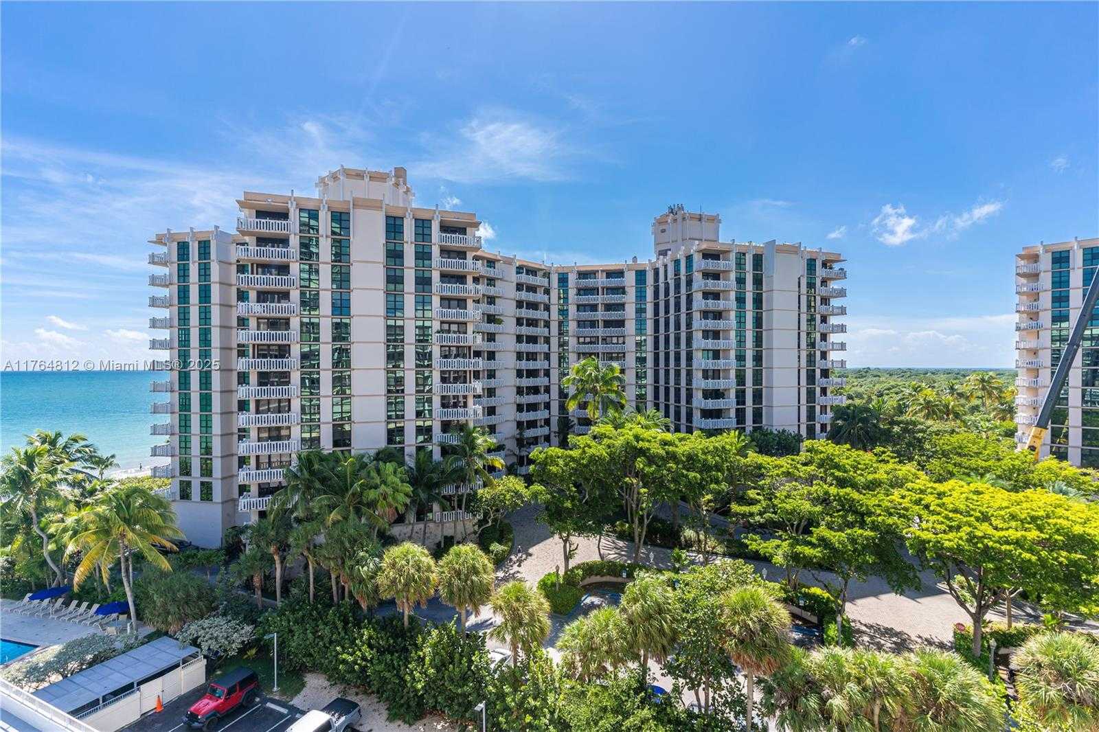 Small Image of 600 GRAPETREE DR #8CS, Key Biscayne Number 5