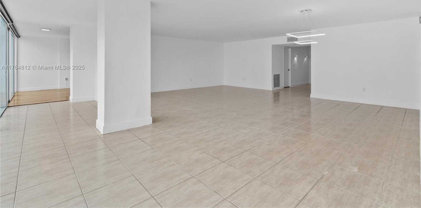 Small Image of 600 GRAPETREE DR #8CS, Key Biscayne Number 9