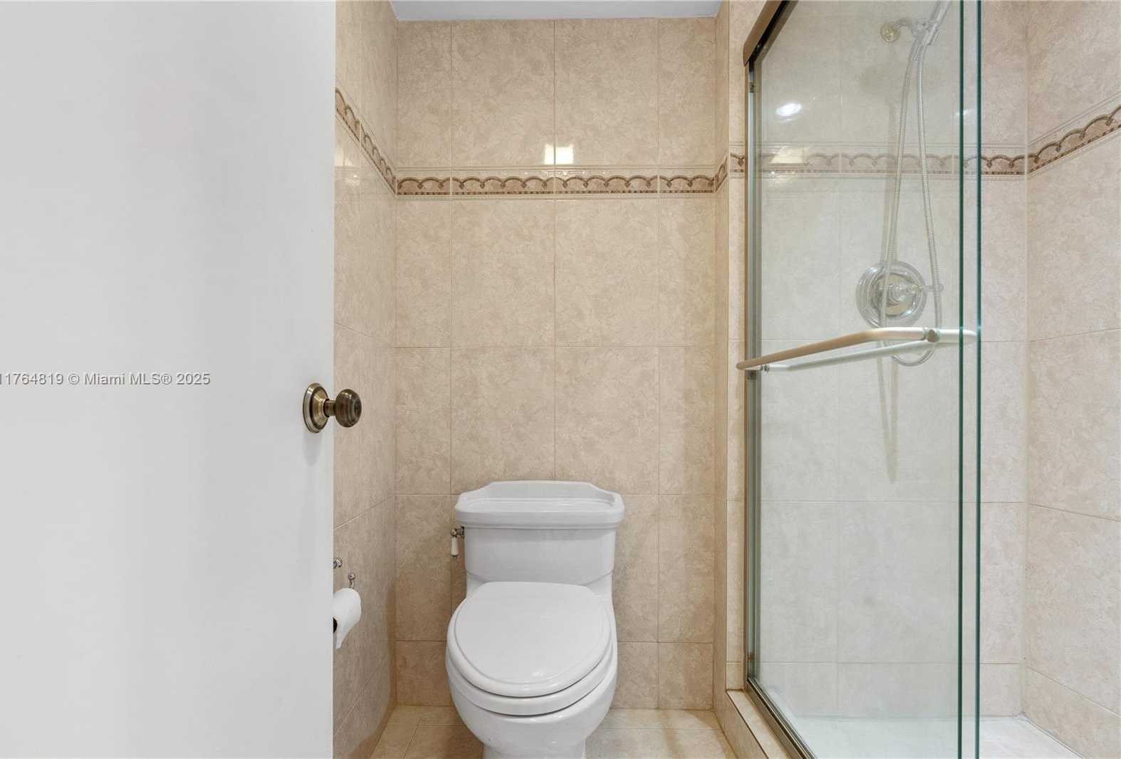 Small Image of 20401 NORTH EAST 30TH AVE #416-8, Aventura Number 23