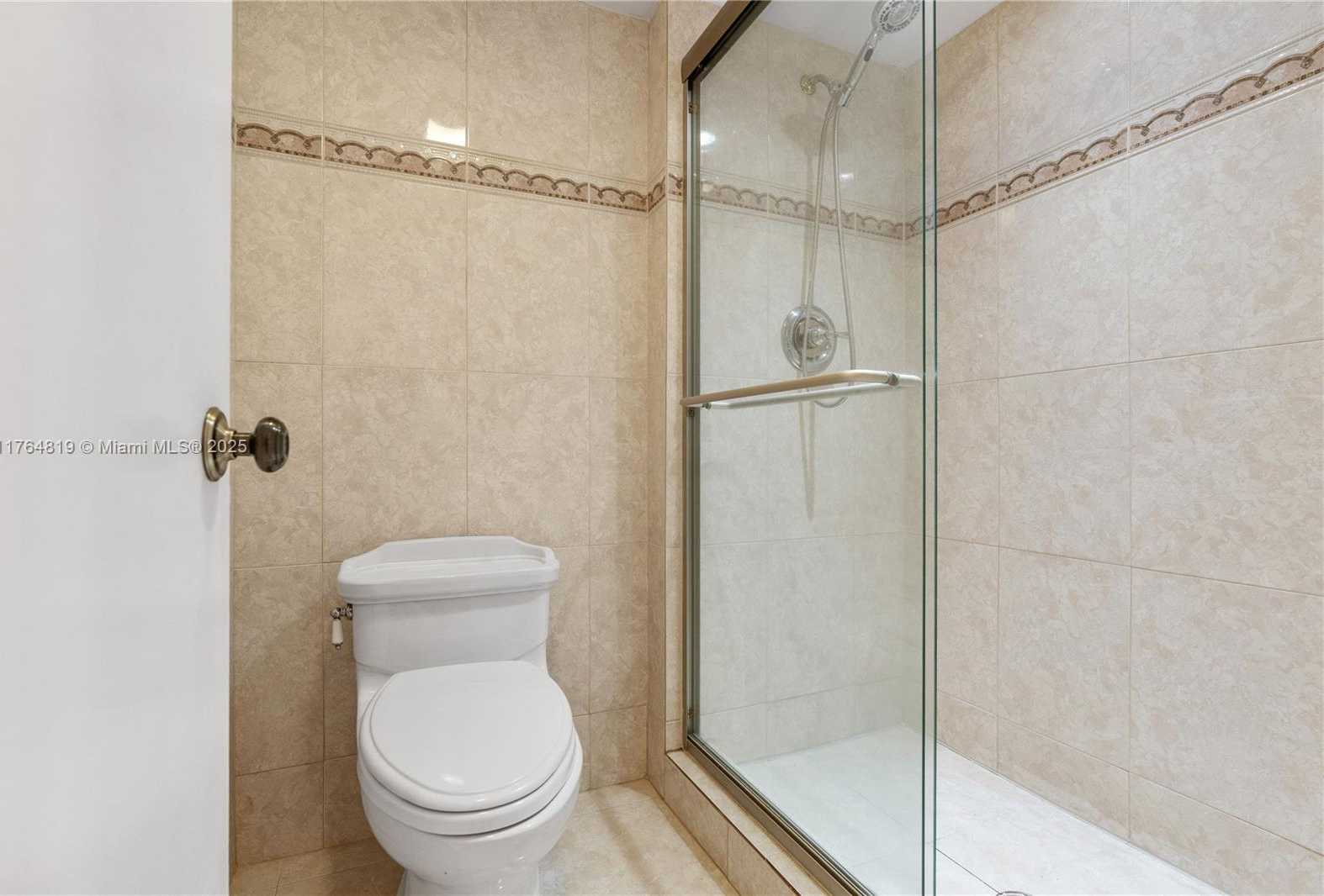 Small Image of 20401 NORTH EAST 30TH AVE #416-8, Aventura Number 24