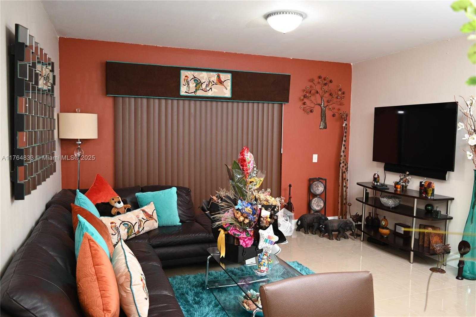 Small Image of 16761 HEMINGWAY DR #16761, Weston Number 17