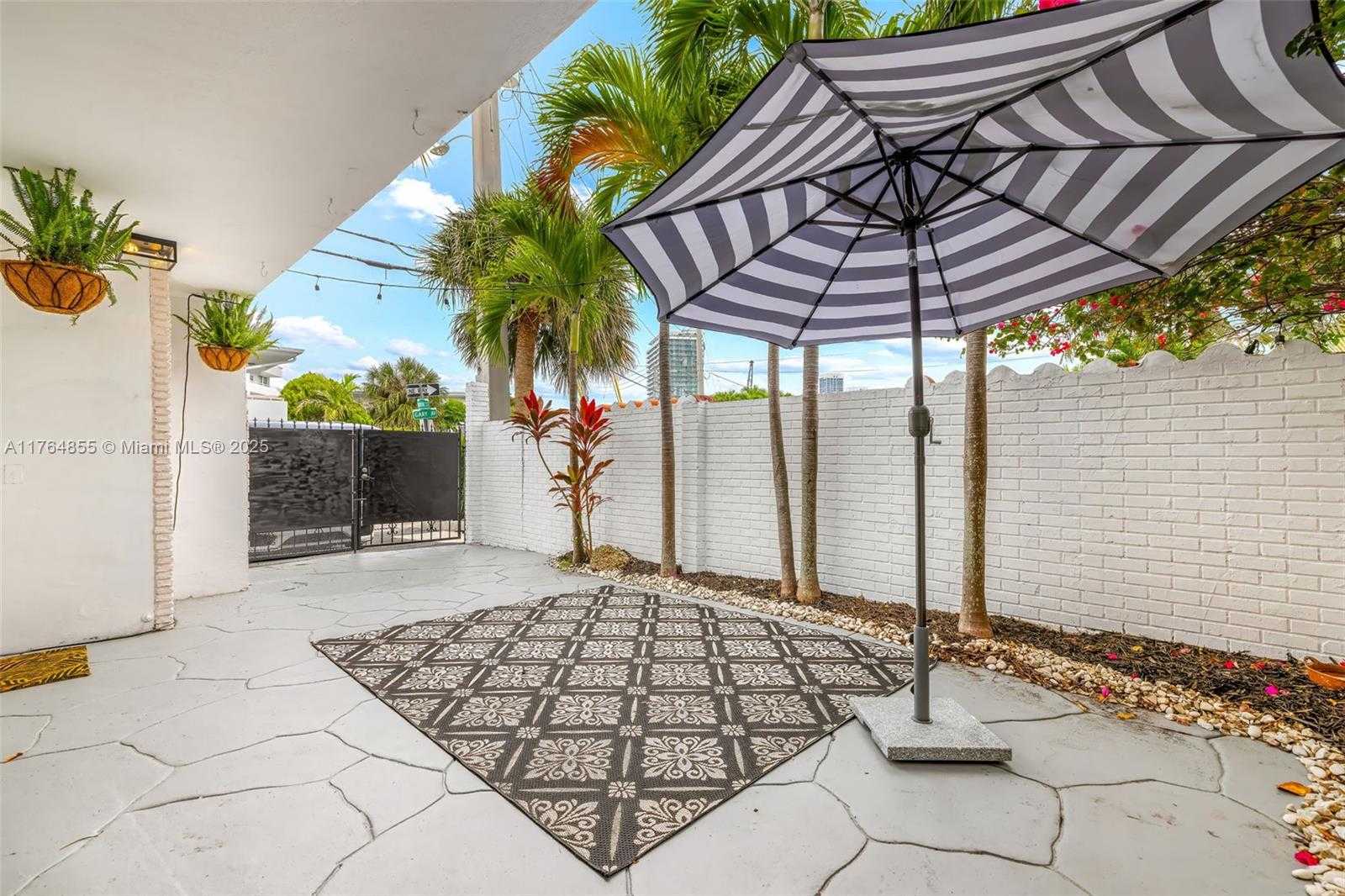 Small Image of 7270 GARY AVE, Miami Beach Number 24