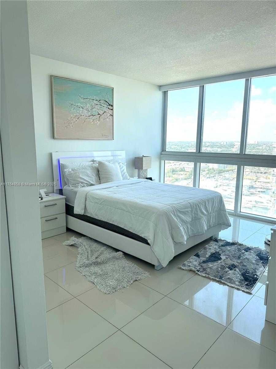 Small Image of 1861 NORTH WEST S RIVER DR #2201, Miami Number 5