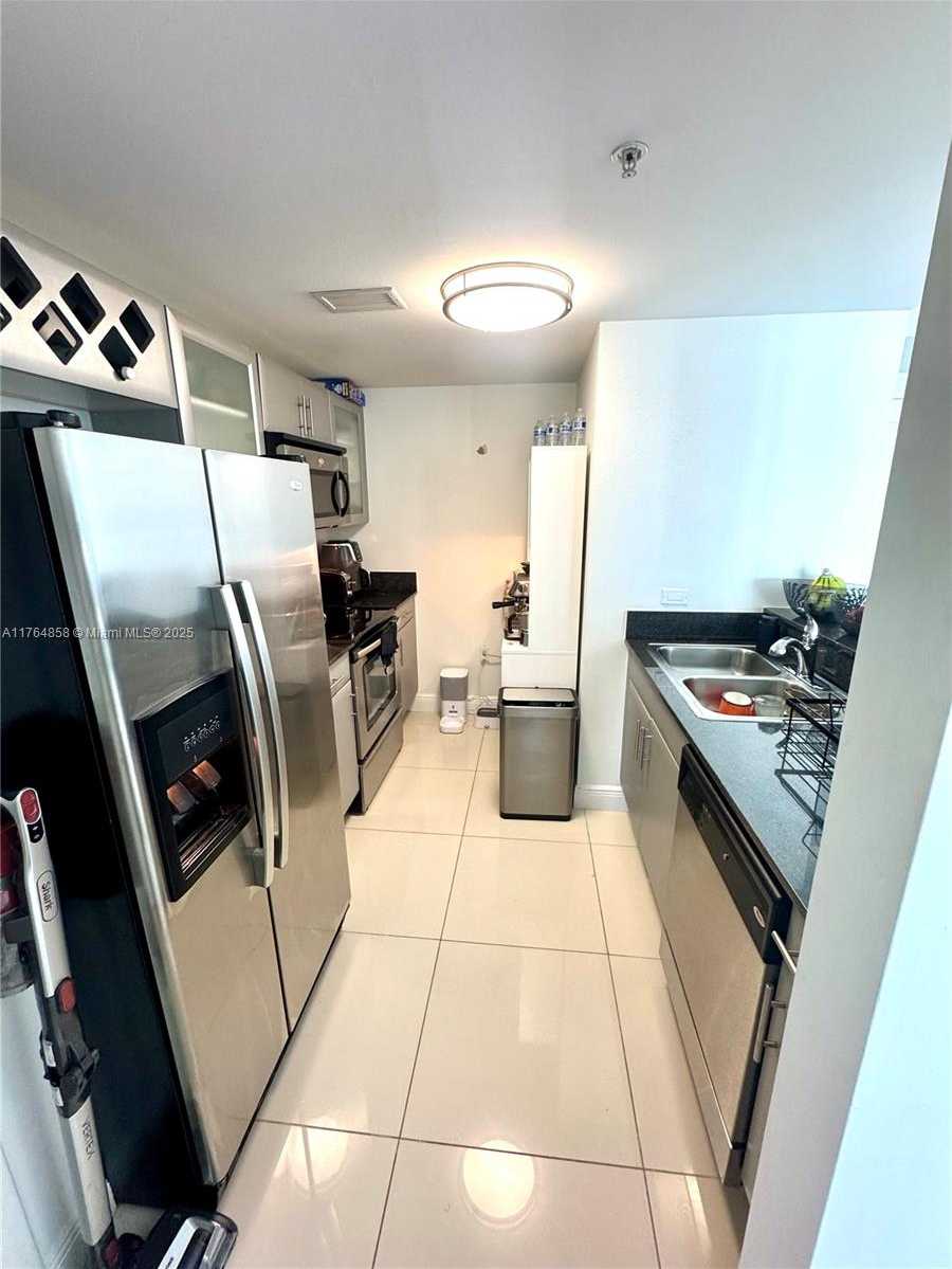 Small Image of 1861 NORTH WEST S RIVER DR #2201, Miami Number 9