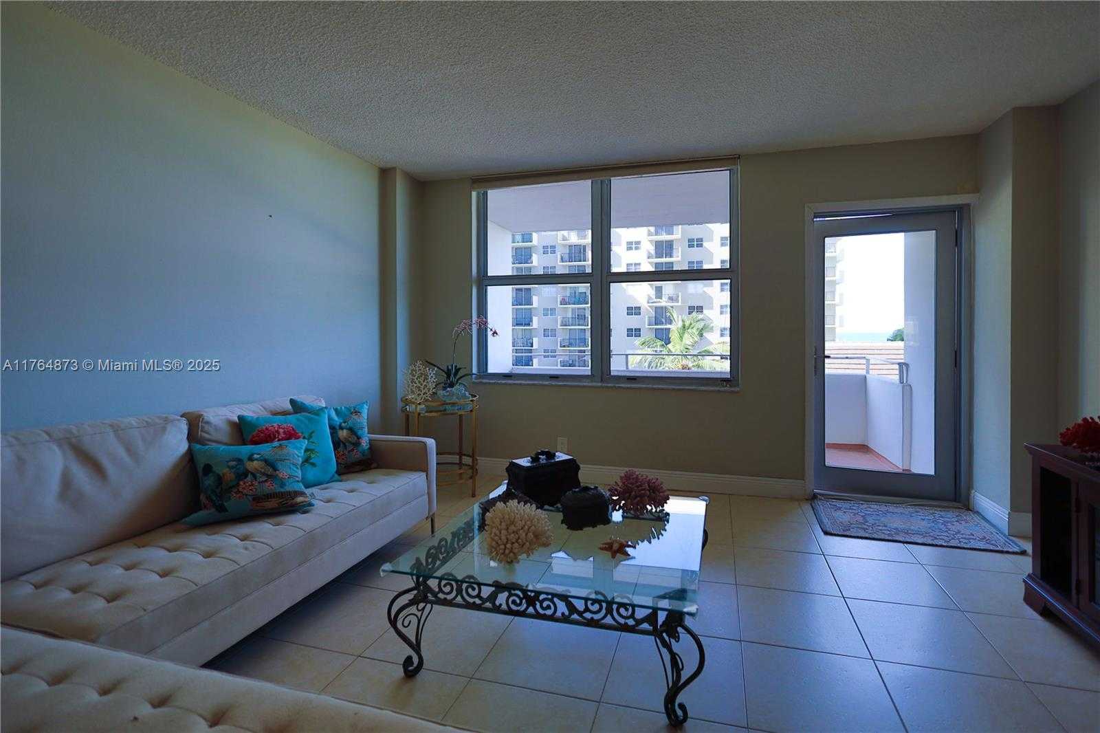 Small Image of 9225 COLLINS AVE #503, Surfside Number 12