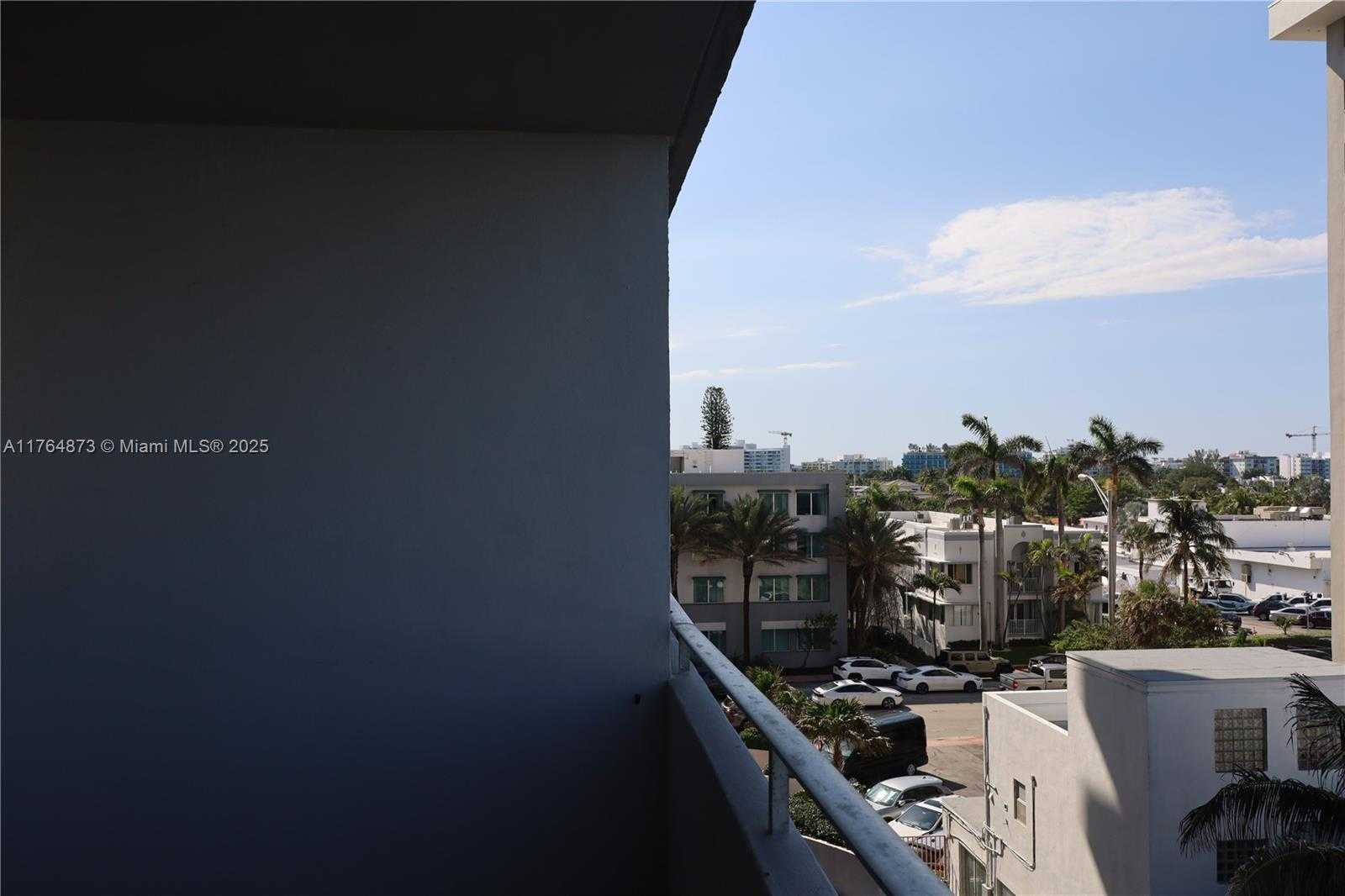 Small Image of 9225 COLLINS AVE #503, Surfside Number 21