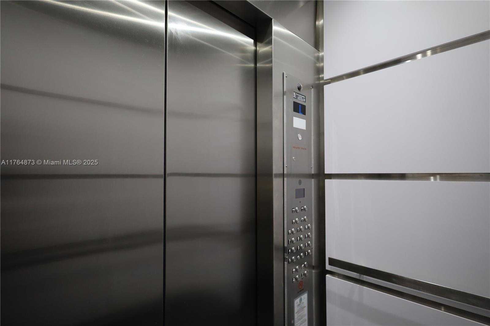 Small Image of 9225 COLLINS AVE #503, Surfside Number 27