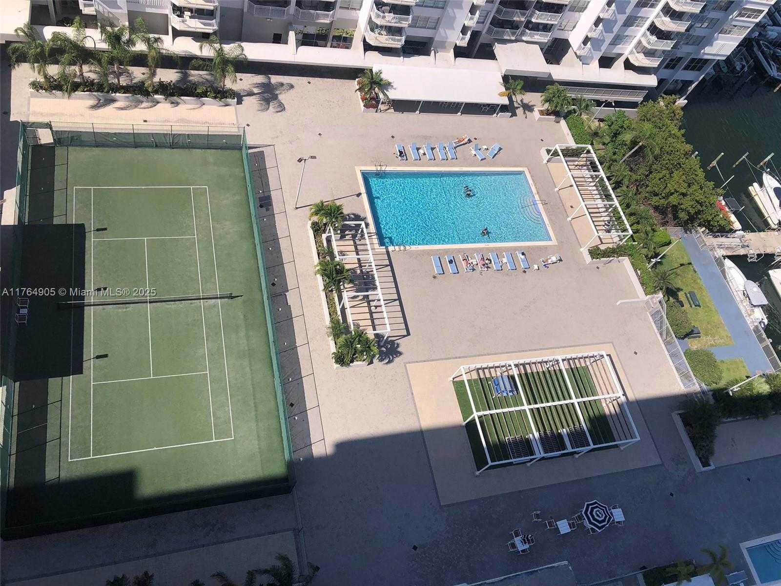 Small Image of 18041 BISCAYNE BLVD #PH02, Aventura Number 20
