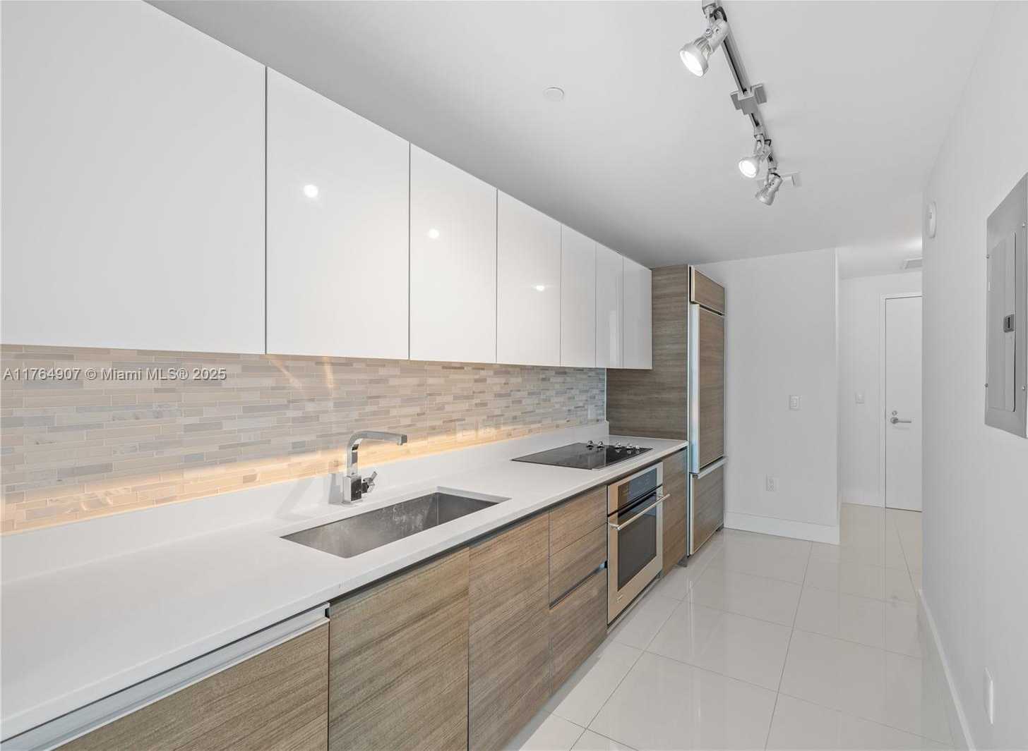 Small Image of 1100 SOUTH MIAMI AVE #1706, Miami Number 9
