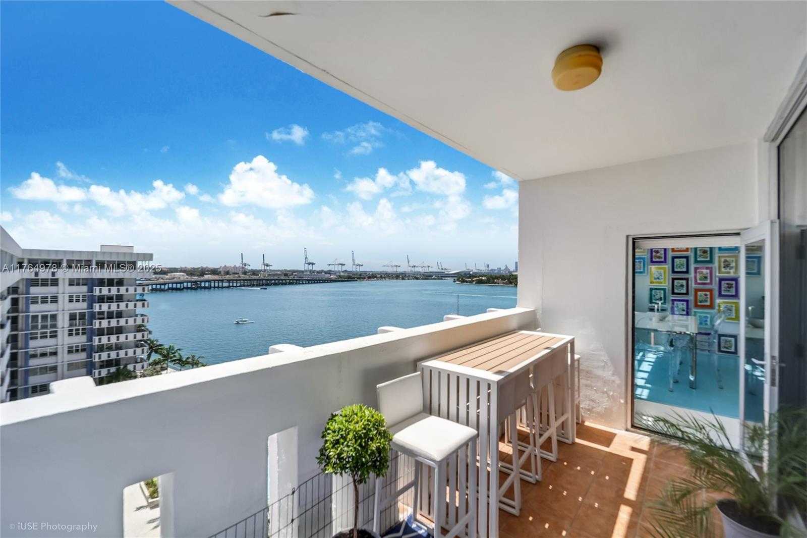 Small Image of 800 WEST AVE #PH43, Miami Beach Number 12