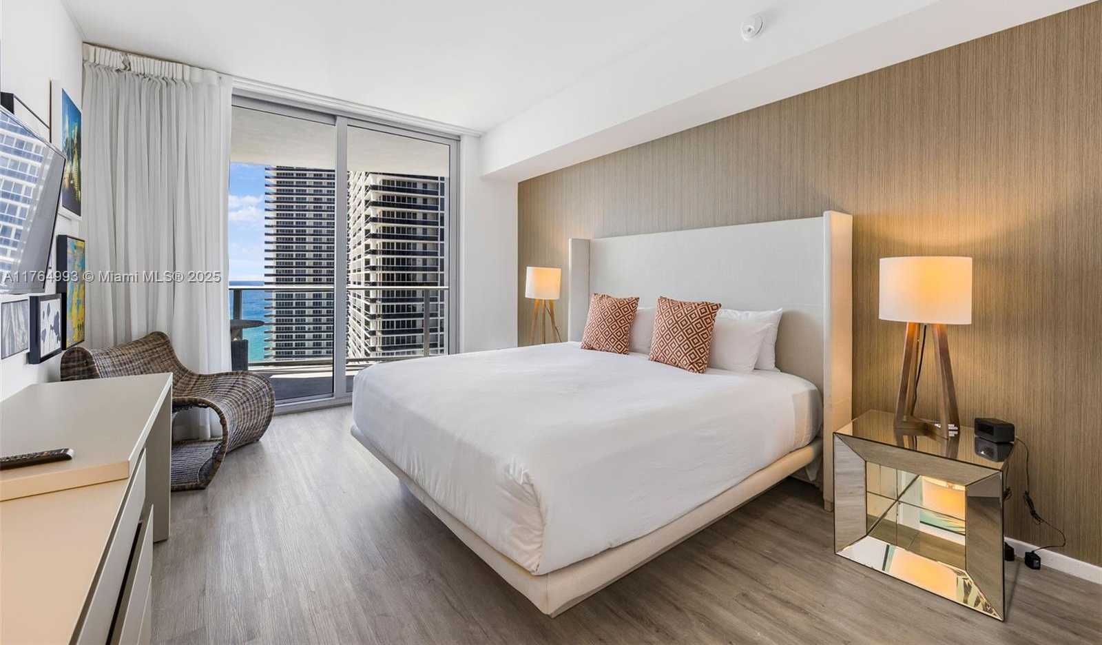 Small Image of 4111 SOUTH OCEAN DR #2207, Hollywood Number 38