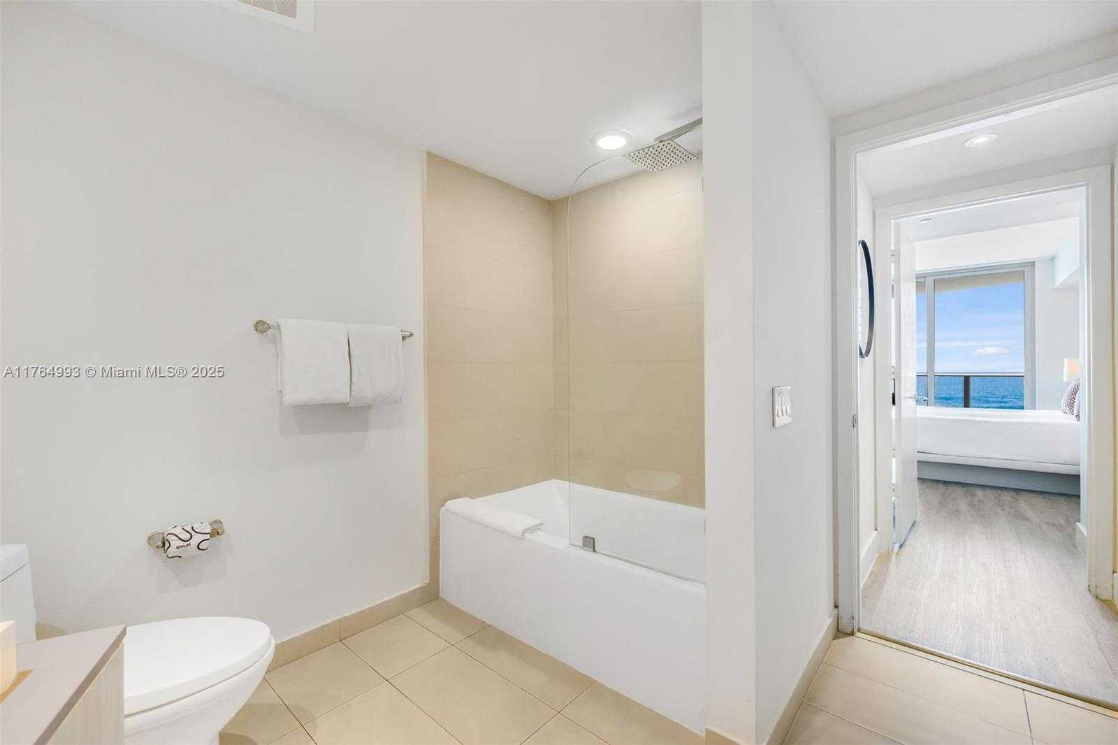 Small Image of 4111 SOUTH OCEAN DR #2207, Hollywood Number 41
