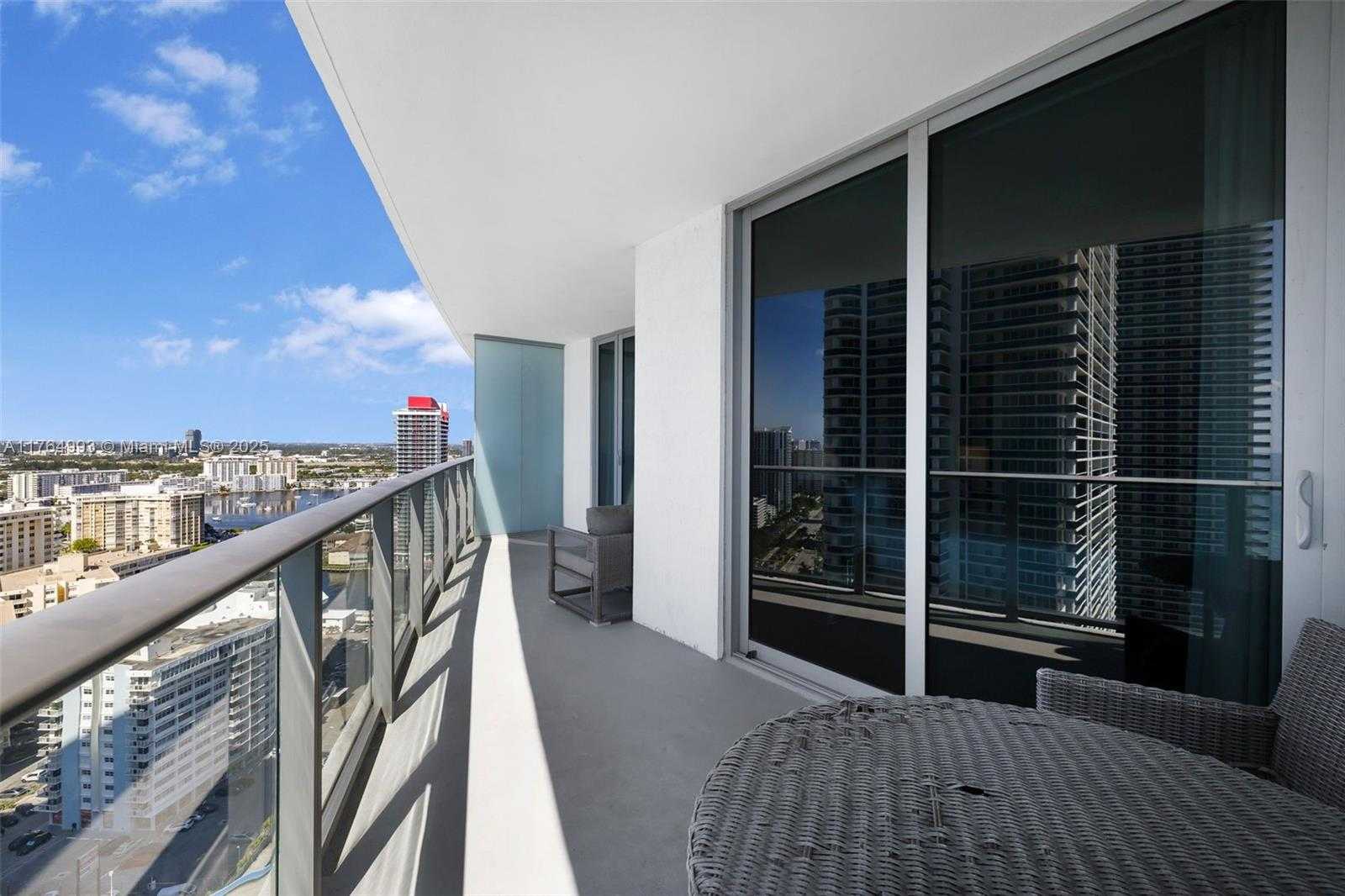 Small Image of 4111 SOUTH OCEAN DR #2207, Hollywood Number 47