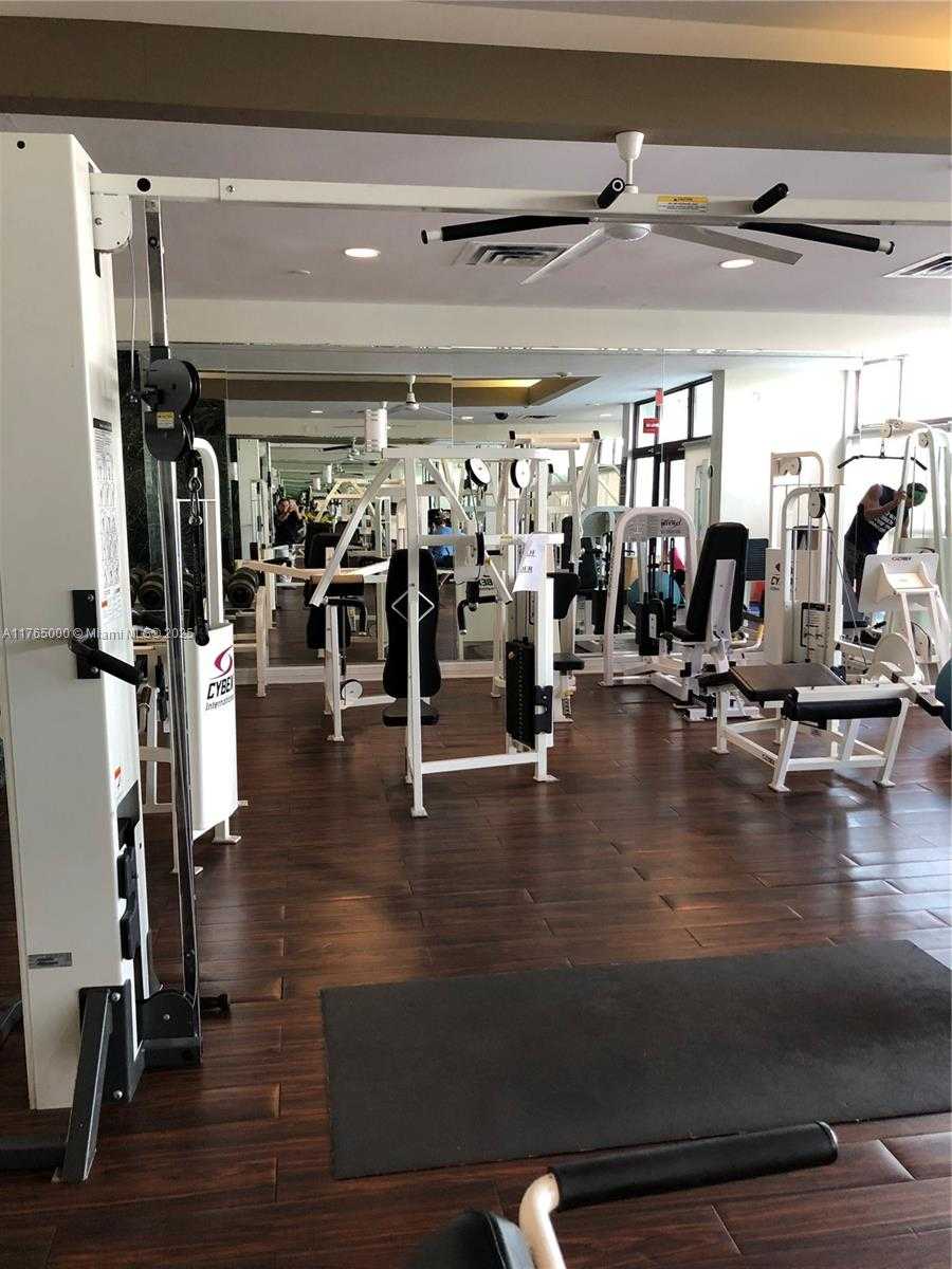 Small Image of 6770 #11C, Miami Beach Number 6