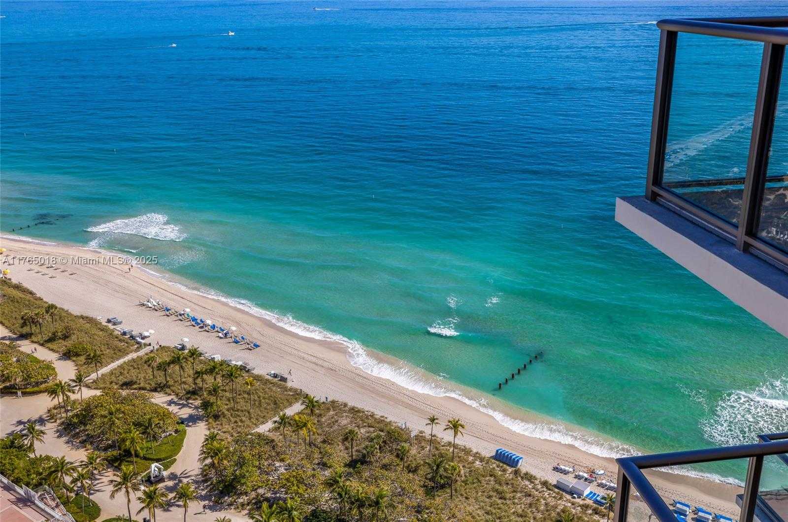Small Image of 9703 #PH-07, Bal Harbour Number 13