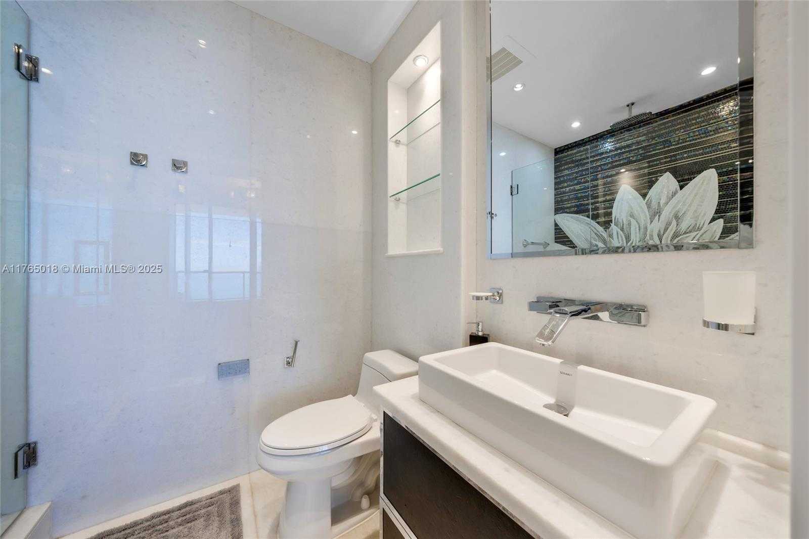 Small Image of 9703 #PH-07, Bal Harbour Number 15