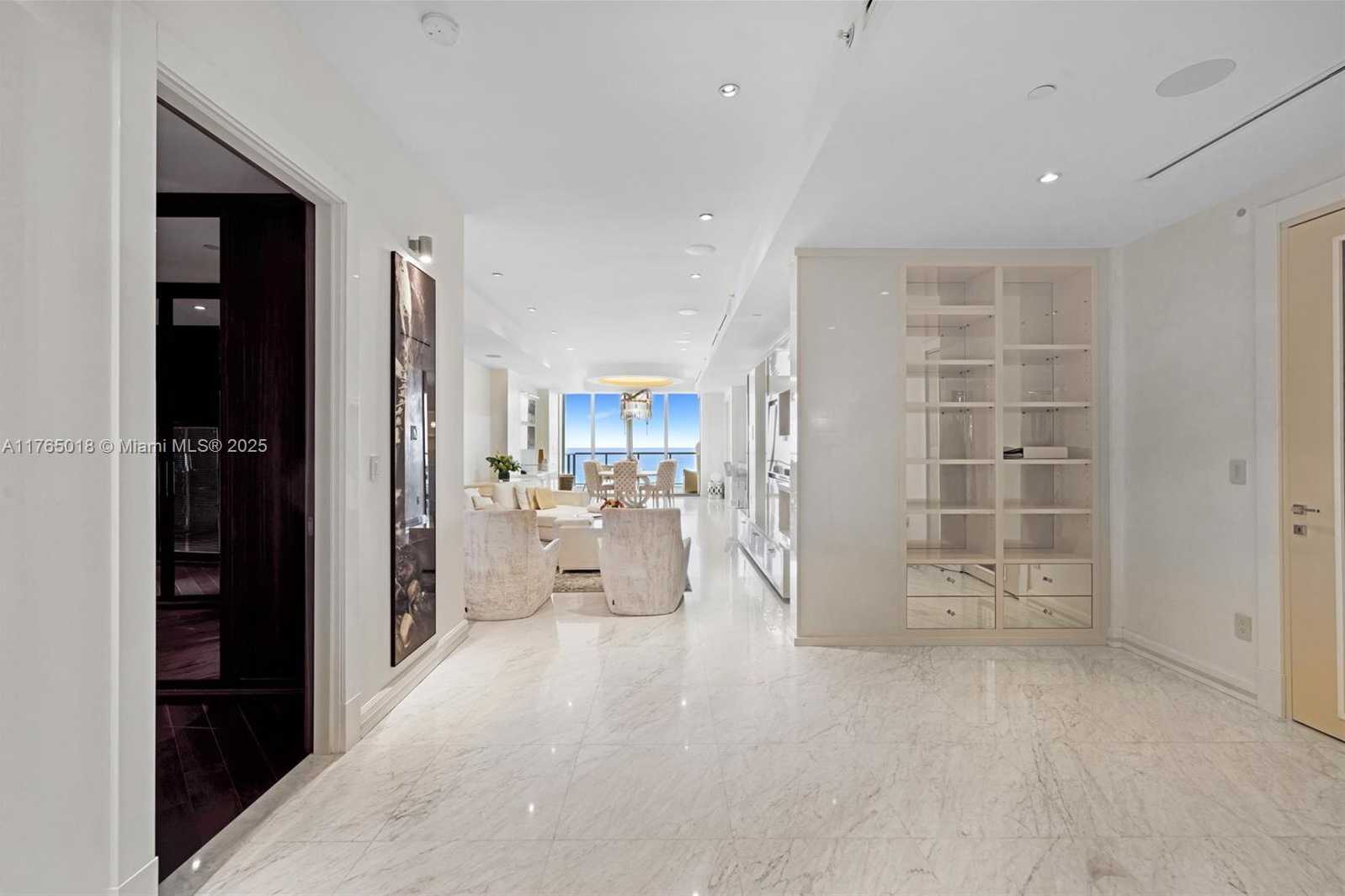 Small Image of 9703 #PH-07, Bal Harbour Number 32