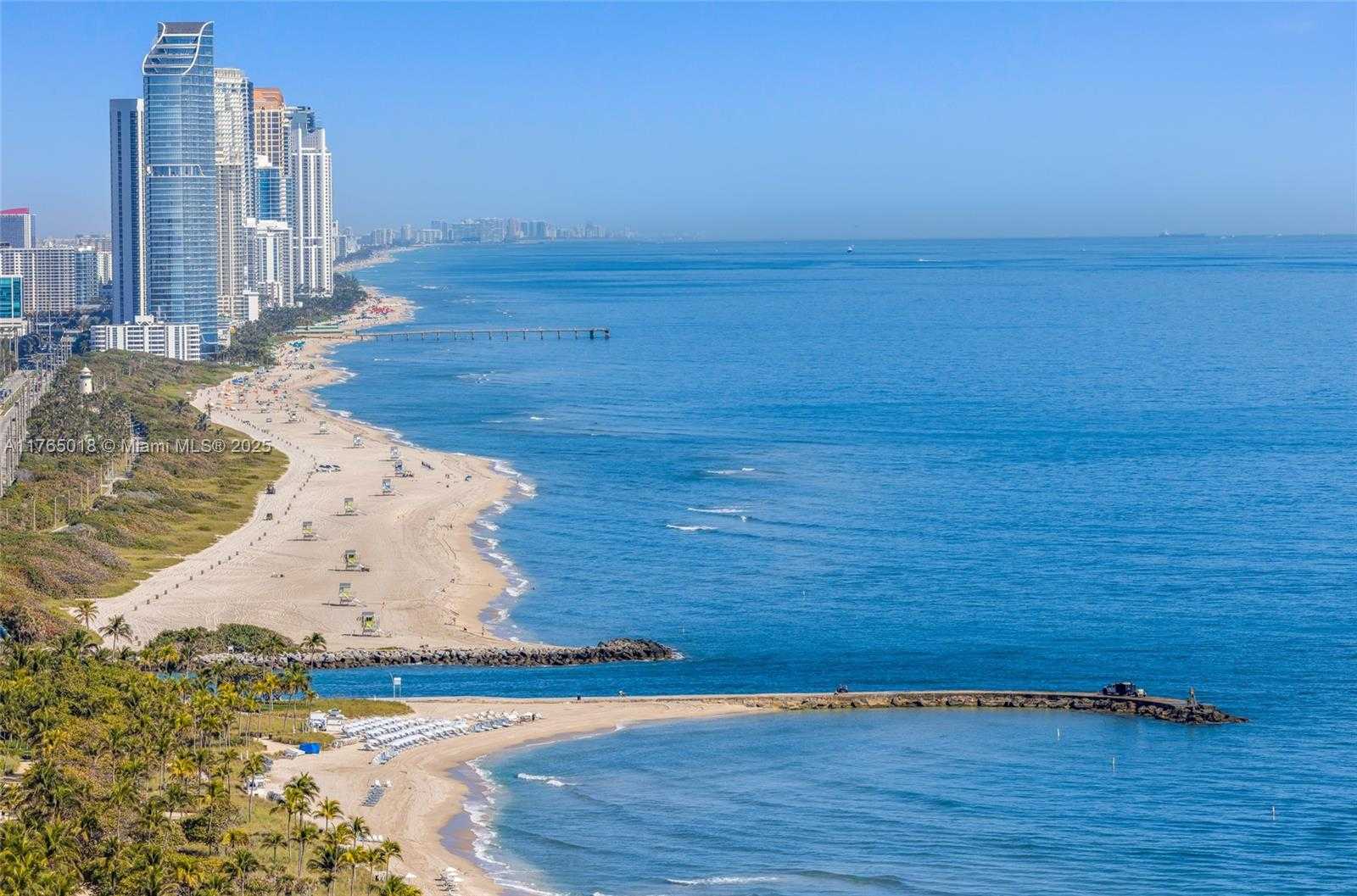 Small Image of 9703 #PH-07, Bal Harbour Number 36