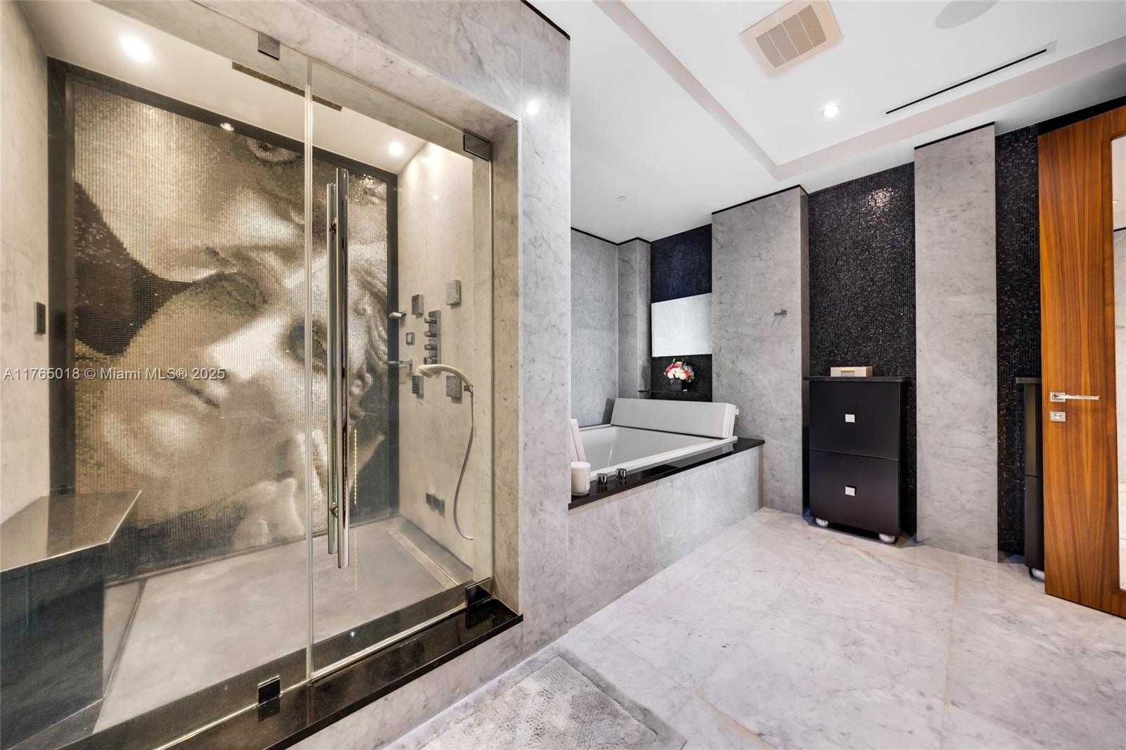 Small Image of 9703 #PH-07, Bal Harbour Number 40