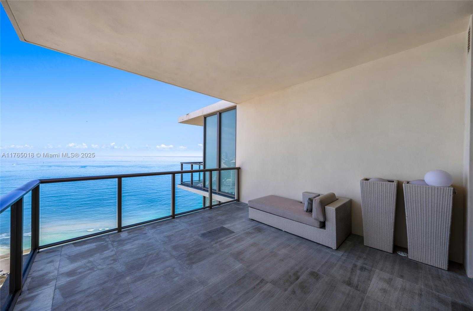 Small Image of 9703 #PH-07, Bal Harbour Number 41