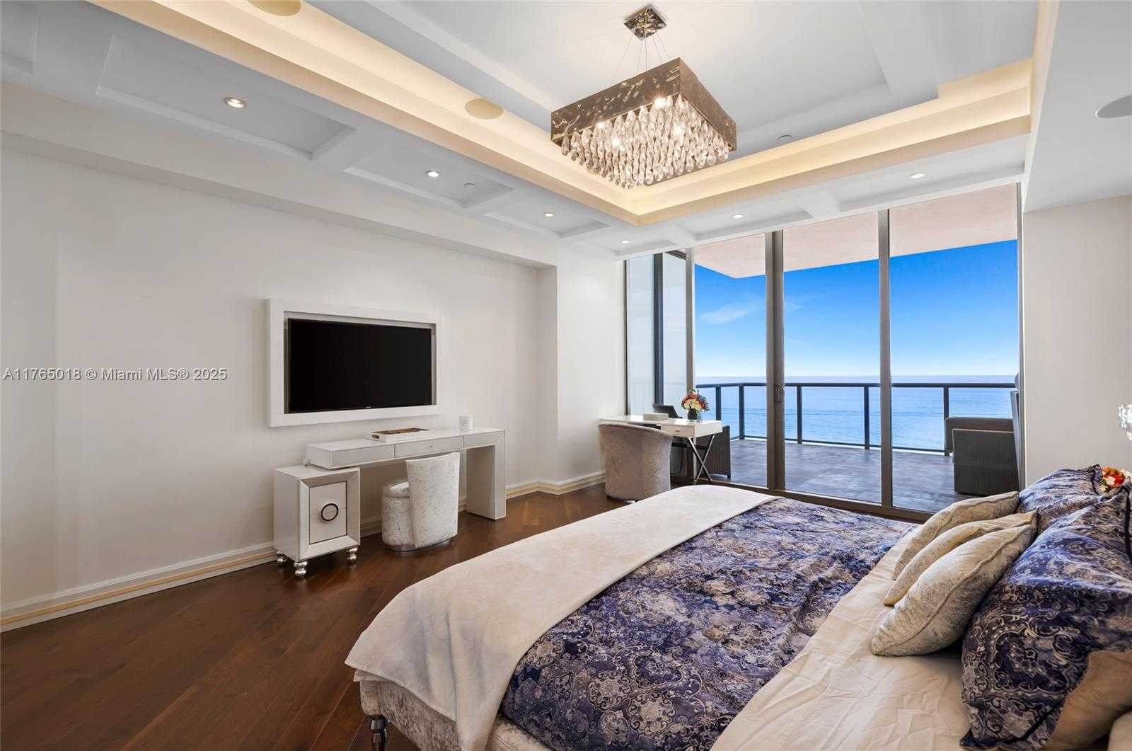 Small Image of 9703 #PH-07, Bal Harbour Number 46