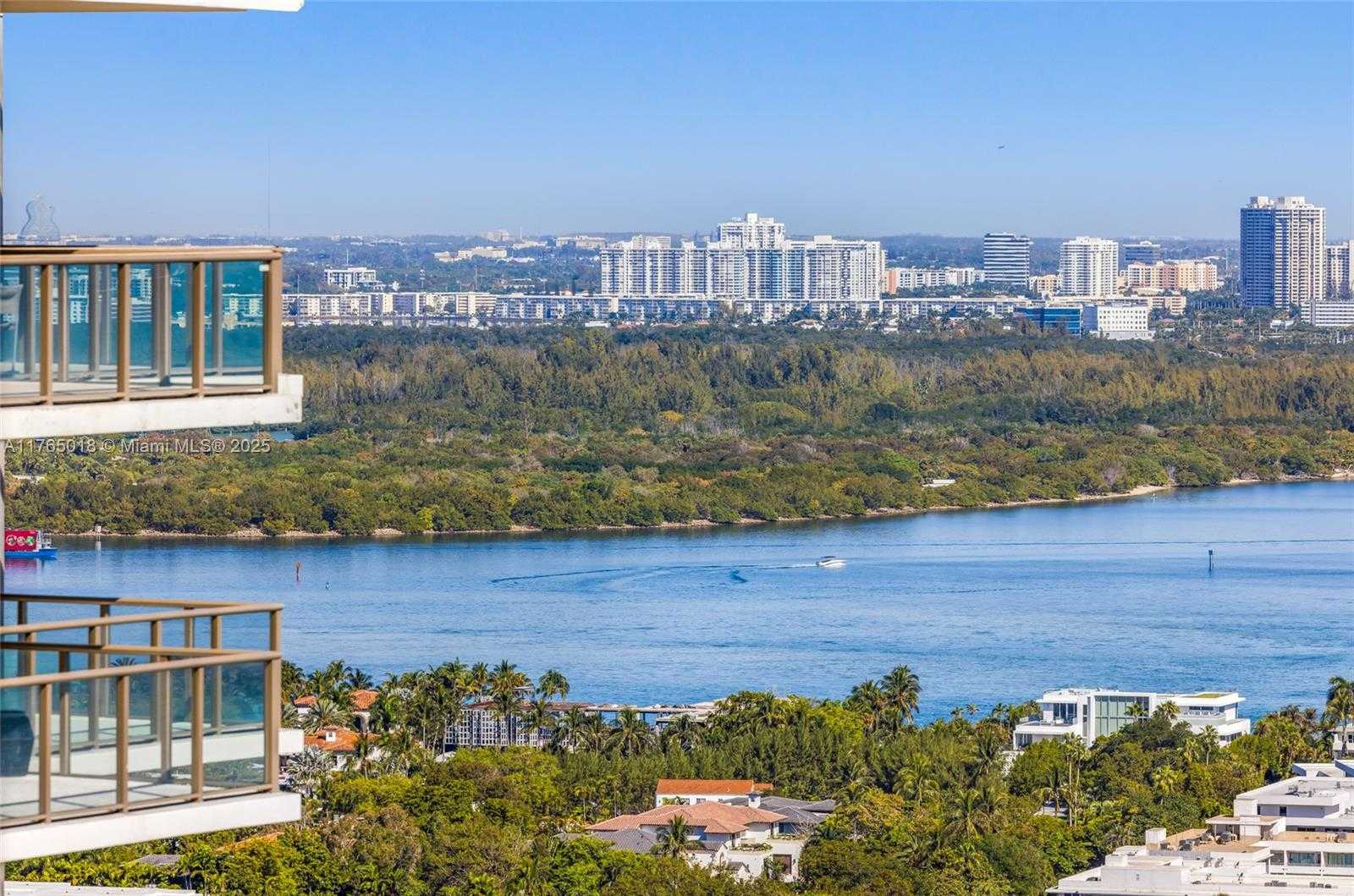 Small Image of 9703 #PH-07, Bal Harbour Number 54