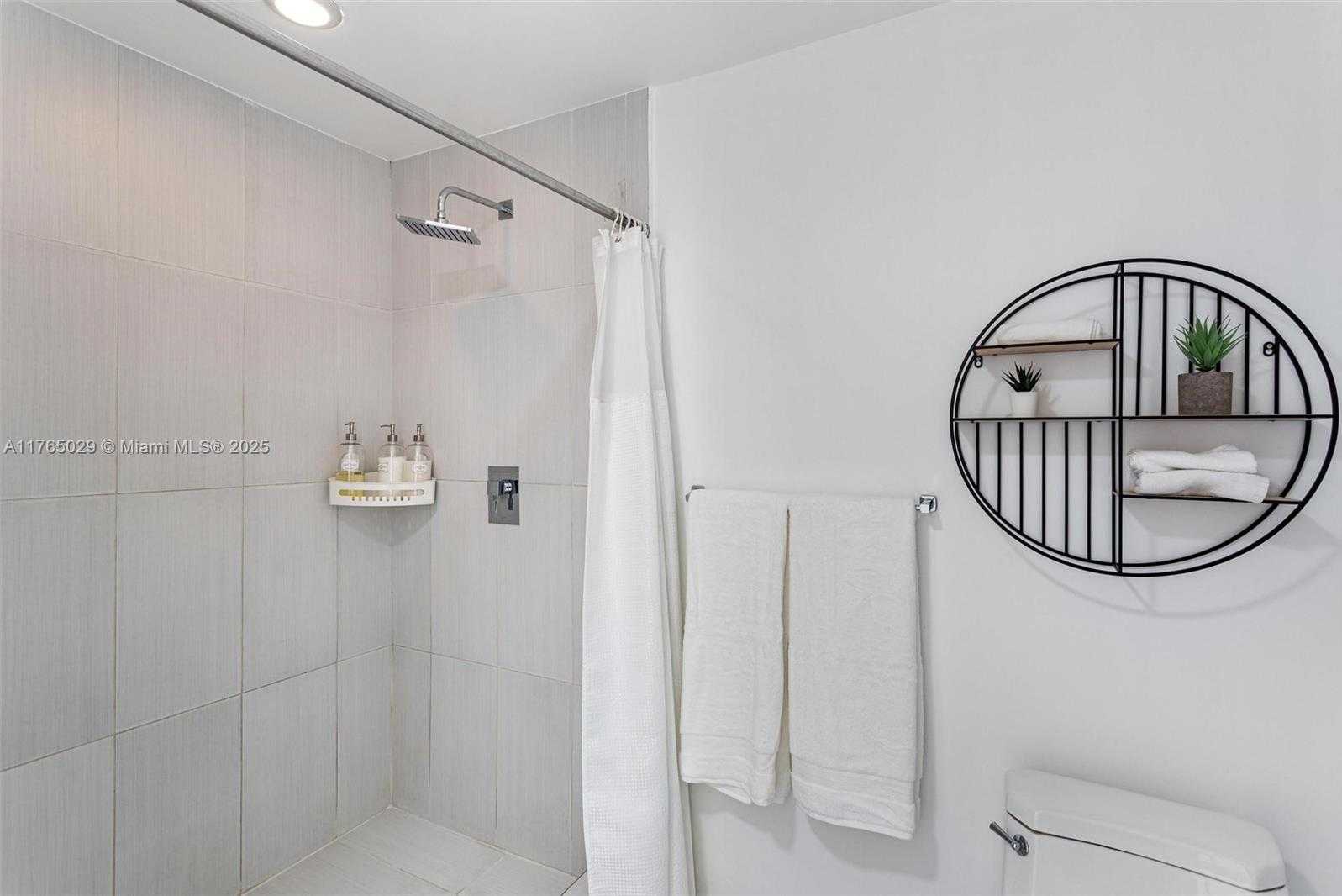 Small Image of 3250 NORTH EAST 1ST AVE #913, Miami Number 24