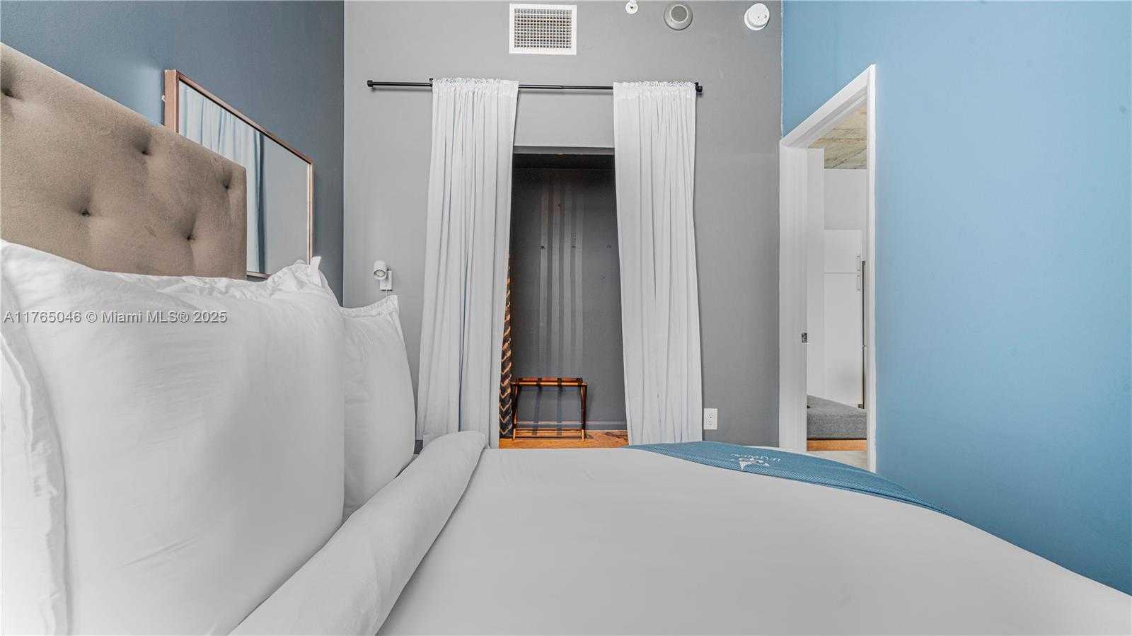 Small Image of 133 NORTH EAST 2ND AVE #601, Miami Number 12