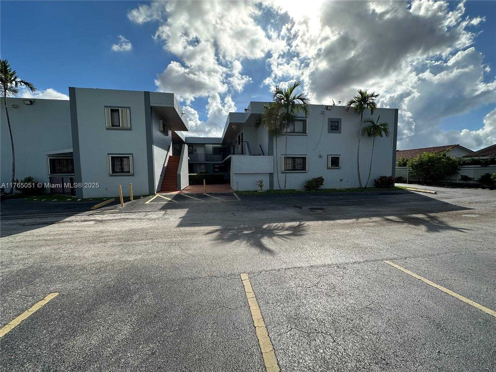 Small Image of 1340 WEST 41ST STREET #201, Hialeah Number 4