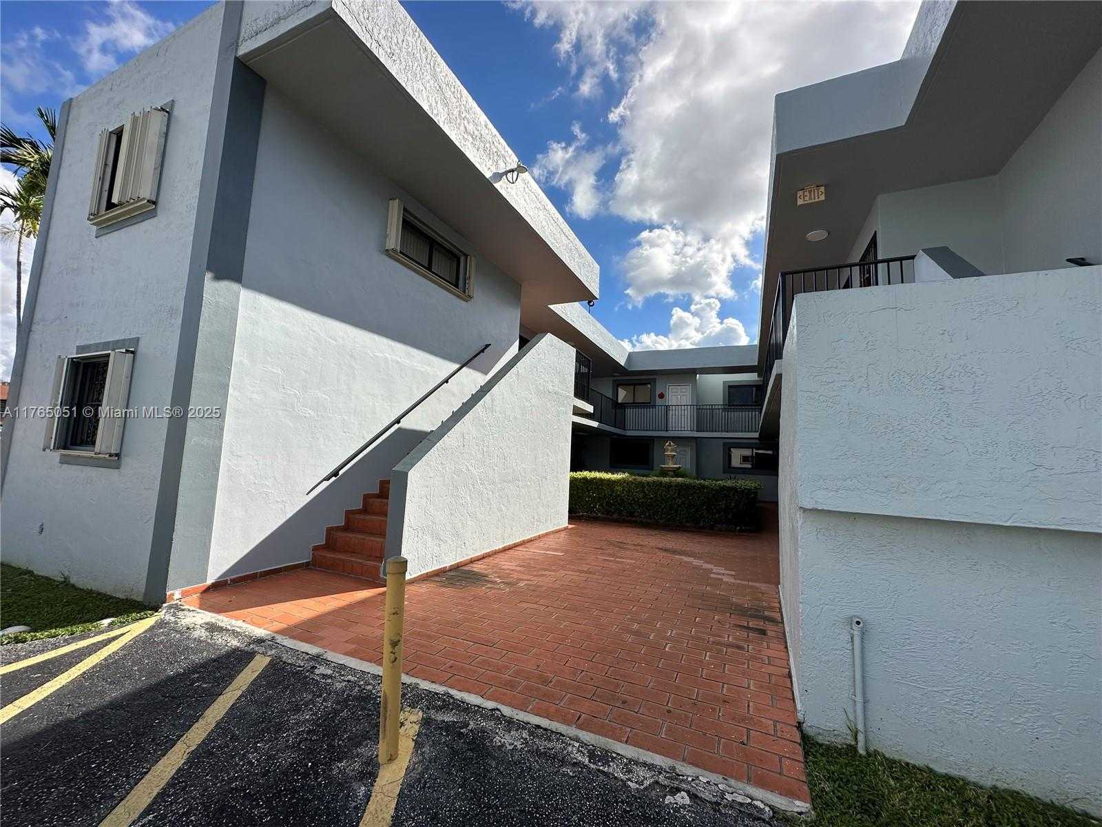 Small Image of 1340 WEST 41ST STREET #201, Hialeah Number 7