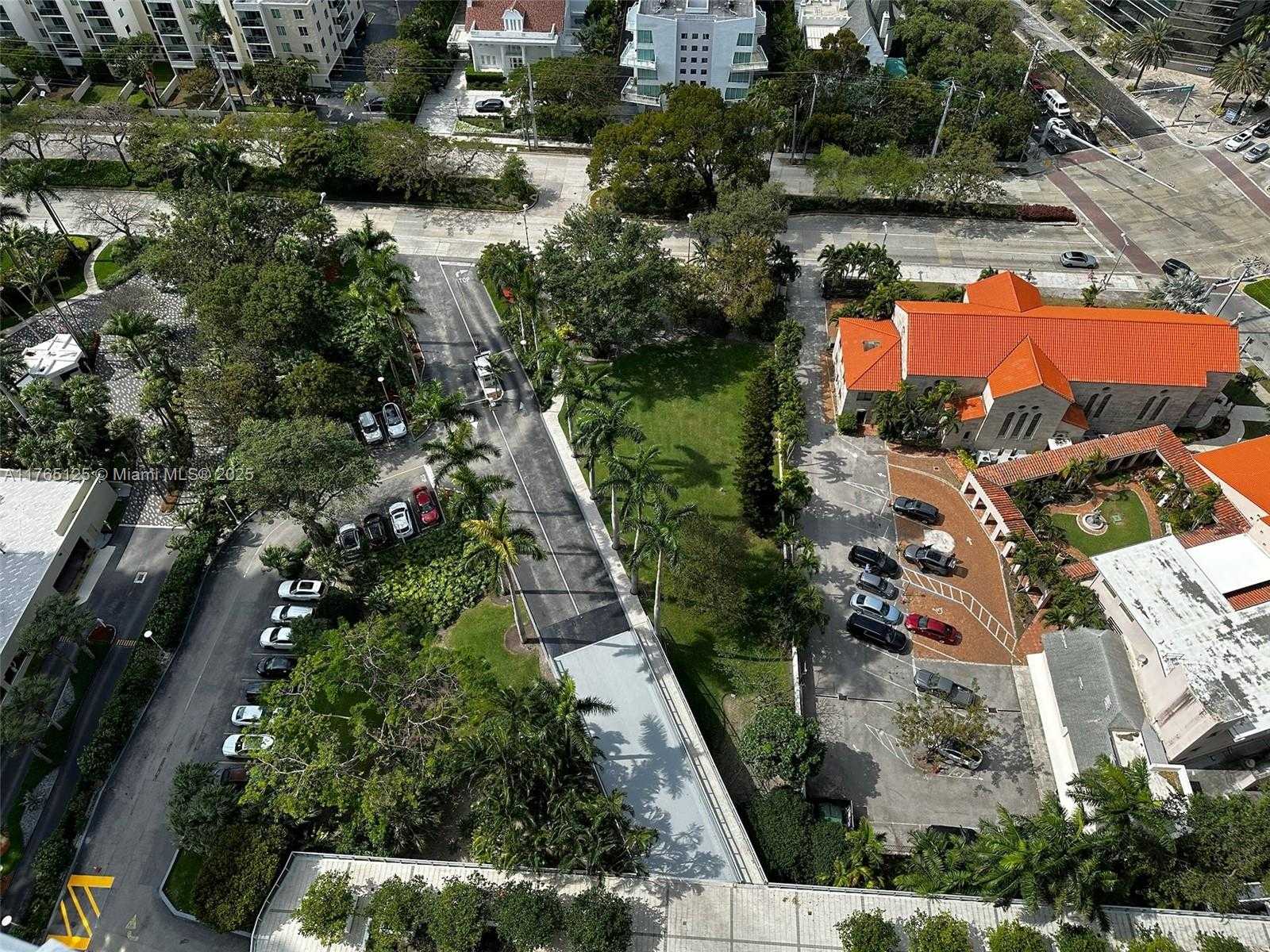 Small Image of 1541 BRICKELL AVE #A3002, Miami Number 26