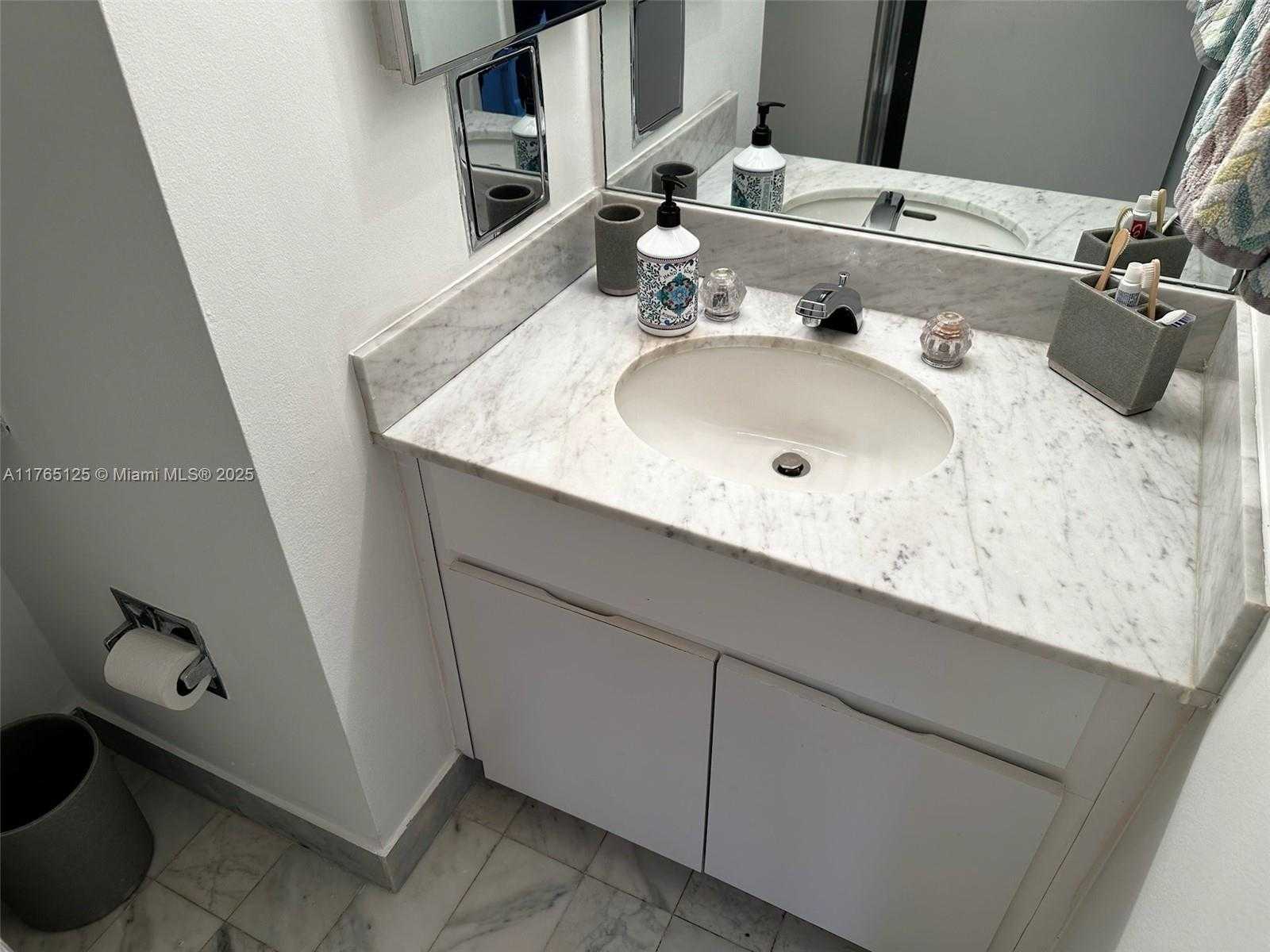 Small Image of 1541 BRICKELL AVE #A3002, Miami Number 35