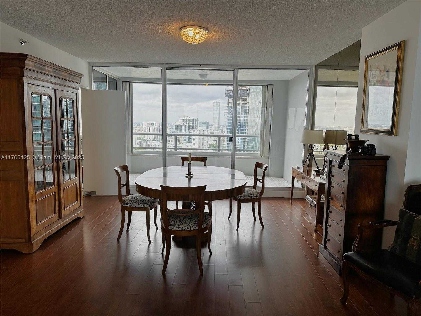 Small Image of 1541 BRICKELL AVE #A3002, Miami Number 7