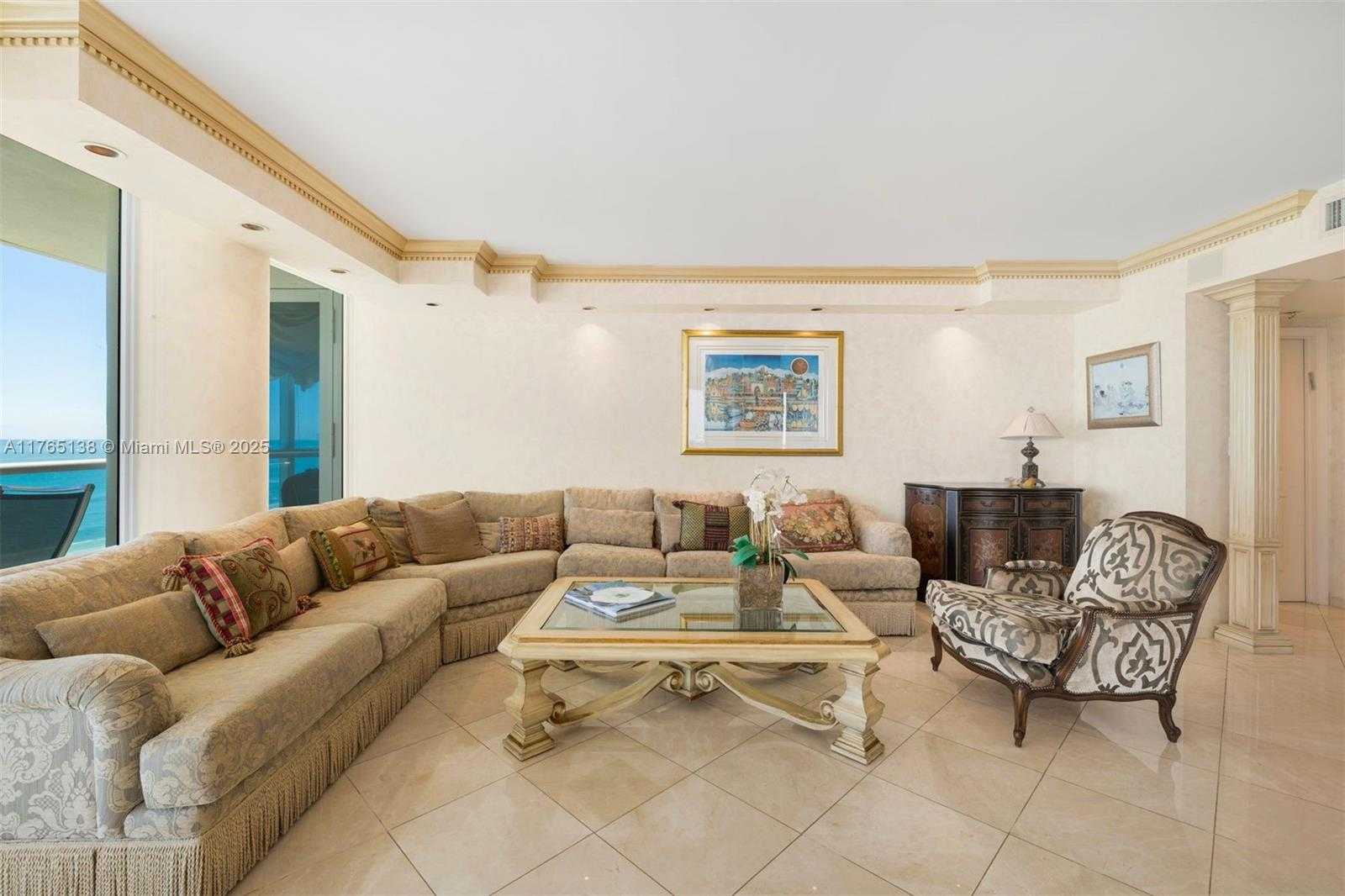 Small Image of 5025 COLLINS AVE #705, Miami Beach Number 14
