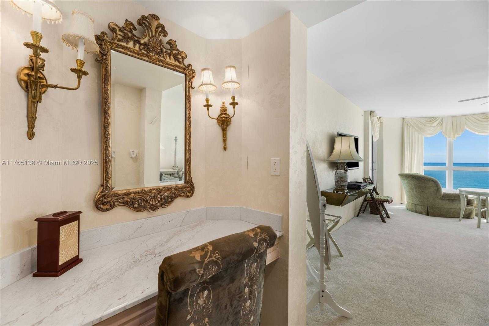 Small Image of 5025 COLLINS AVE #705, Miami Beach Number 22