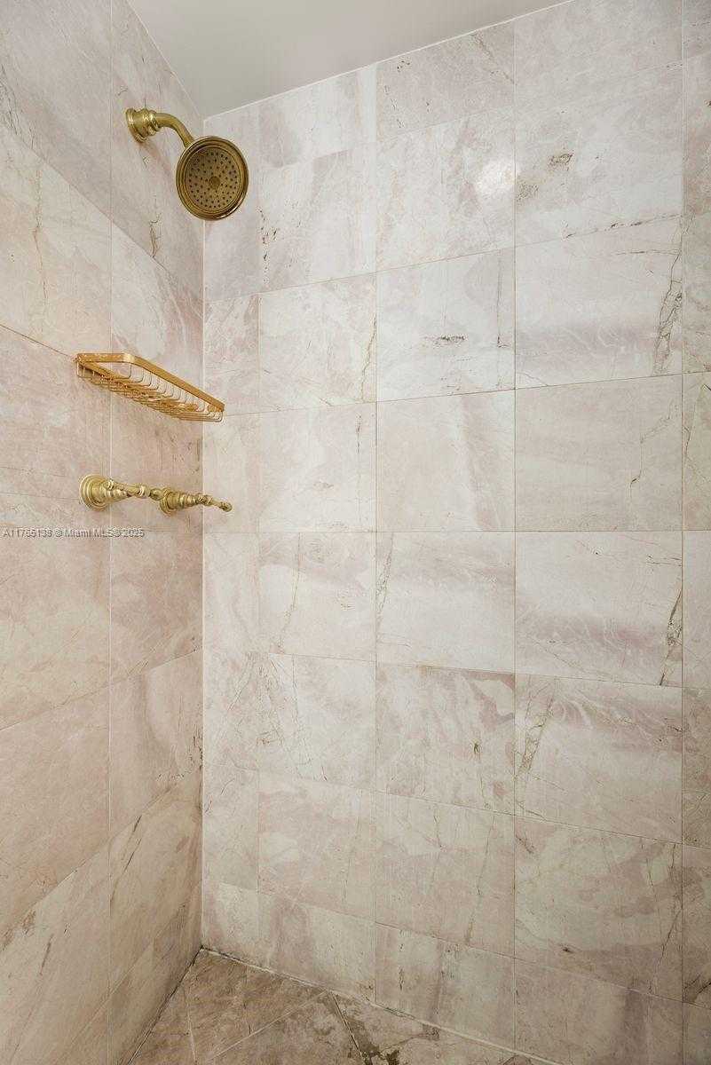 Small Image of 5025 COLLINS AVE #705, Miami Beach Number 28