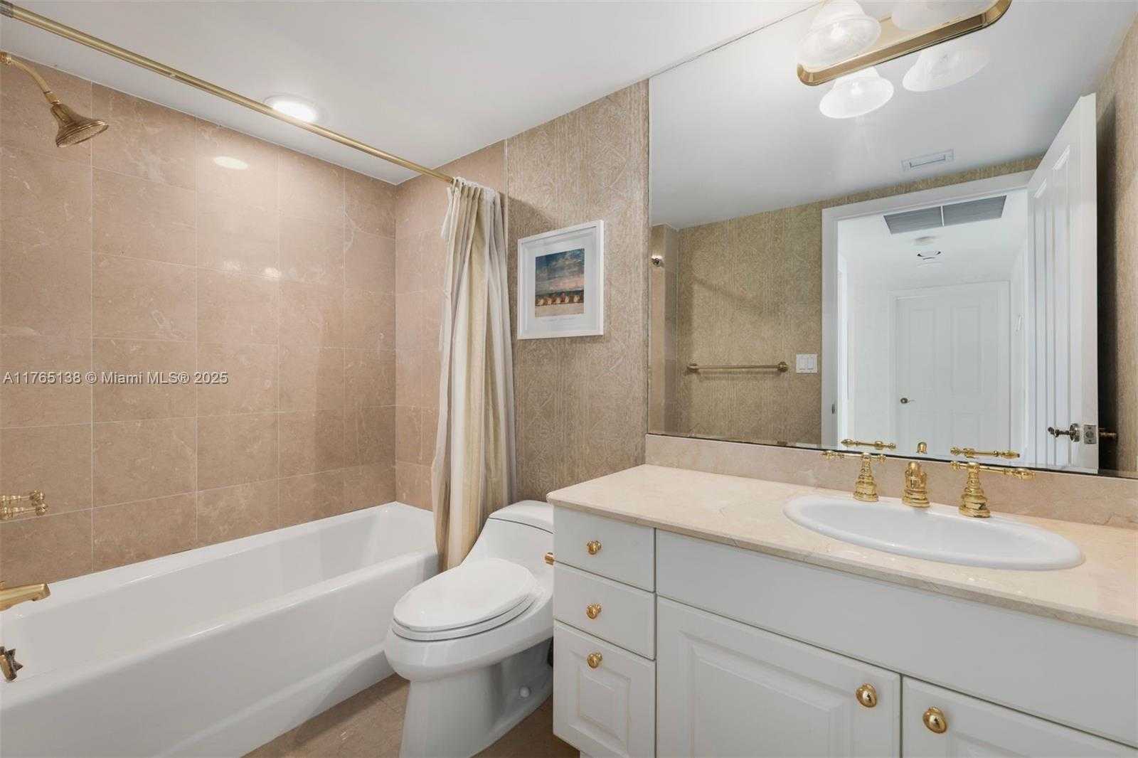 Small Image of 5025 COLLINS AVE #705, Miami Beach Number 32