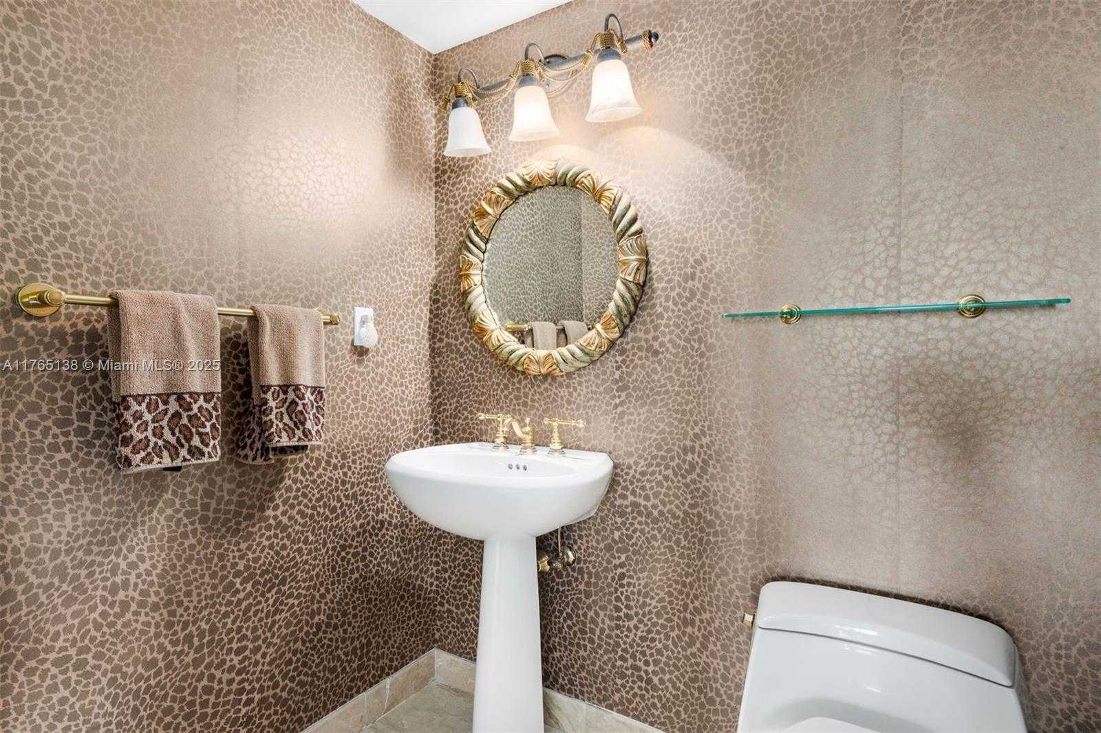 Small Image of 5025 COLLINS AVE #705, Miami Beach Number 33