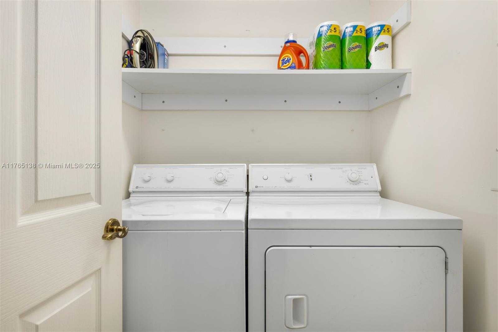 Small Image of 5025 COLLINS AVE #705, Miami Beach Number 34