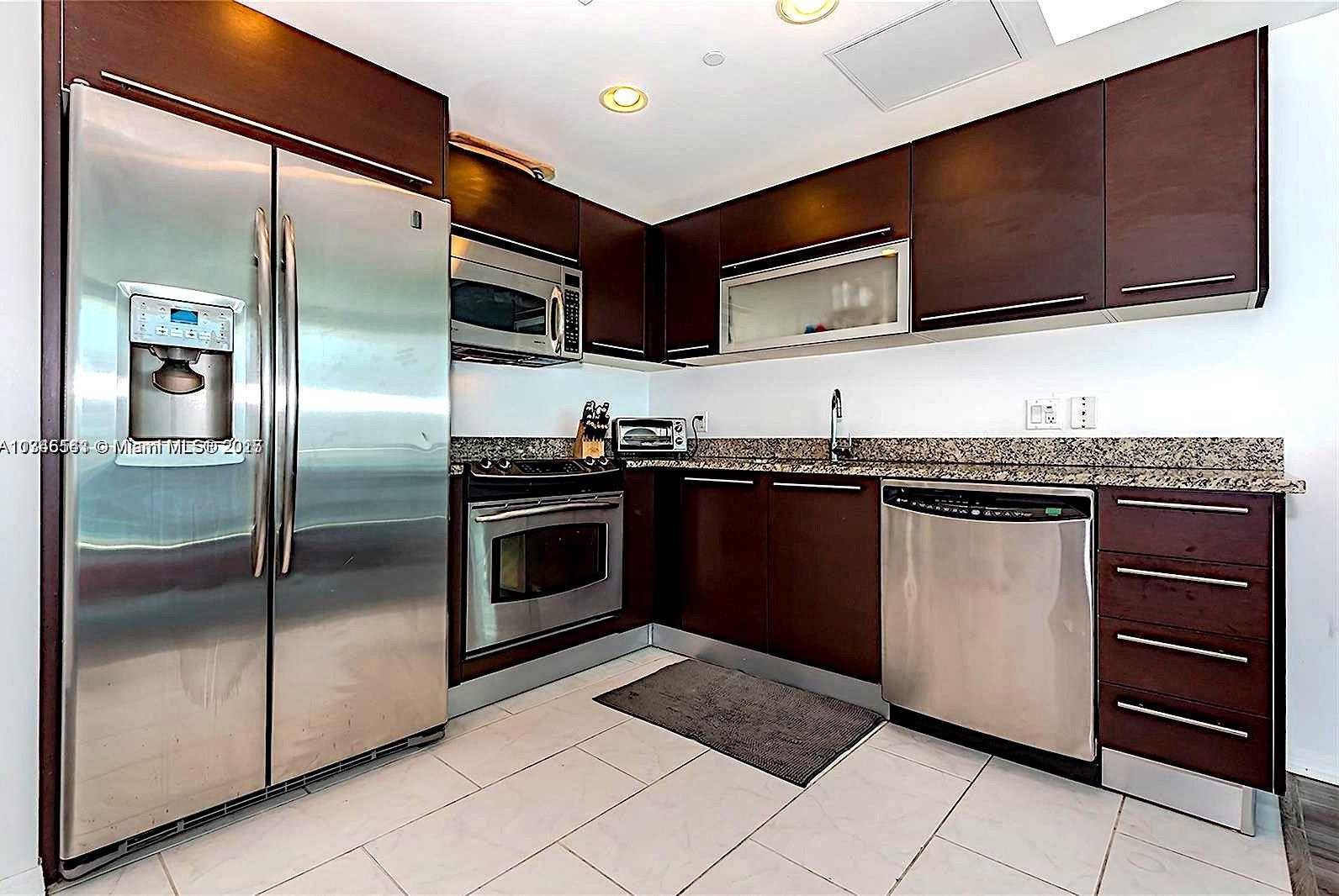 Small Image of 950 BRICKELL BAY DR #2909, Miami Number 11