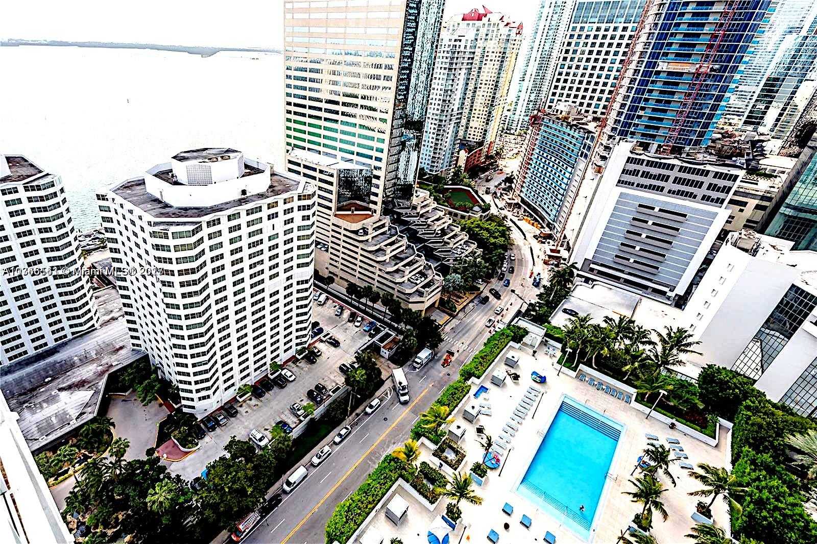 Small Image of 950 BRICKELL BAY DR #2909, Miami Number 36
