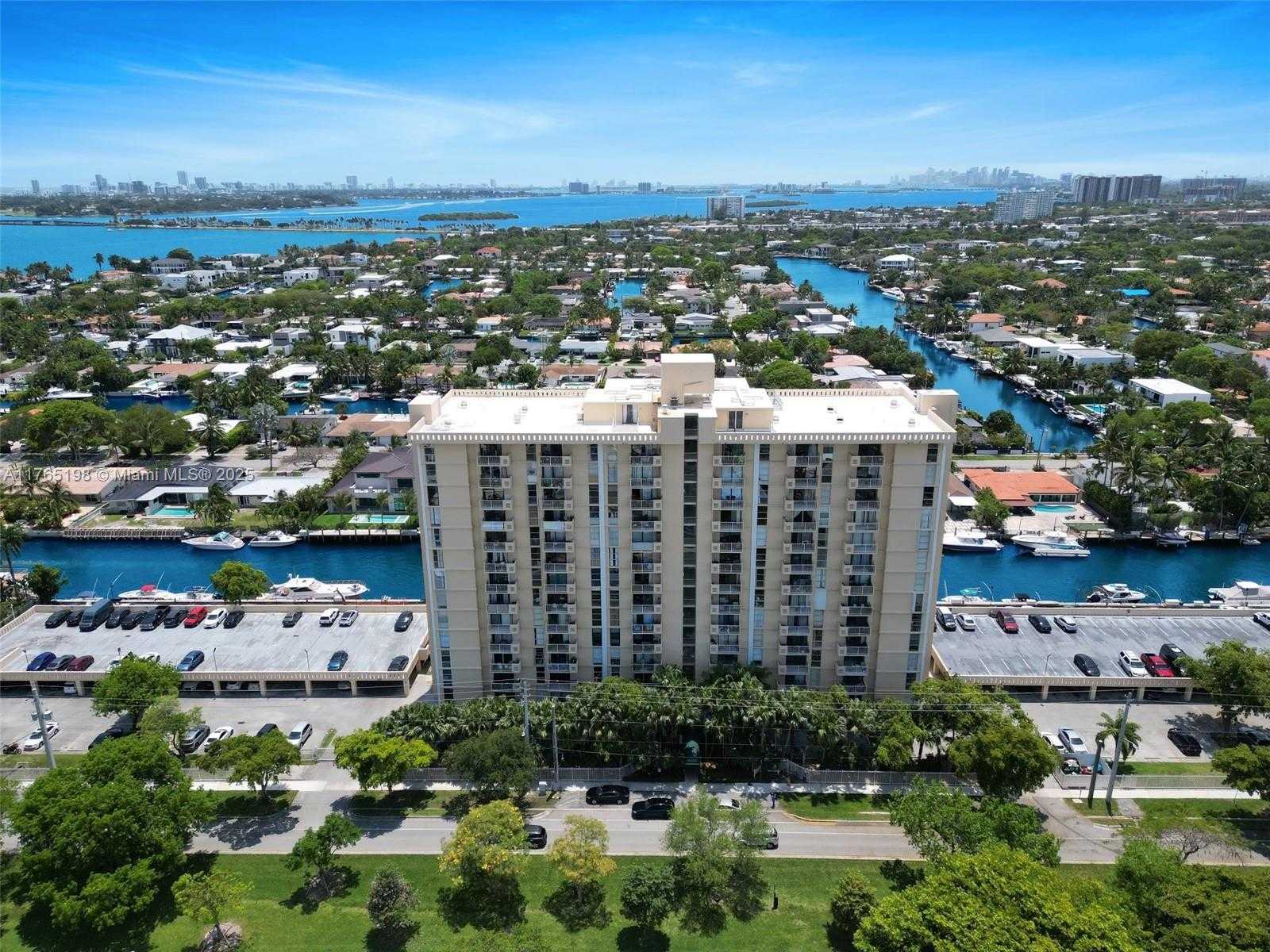 Small Image of 2350 NORTH EAST 135TH ST #1101, North Miami Number 16