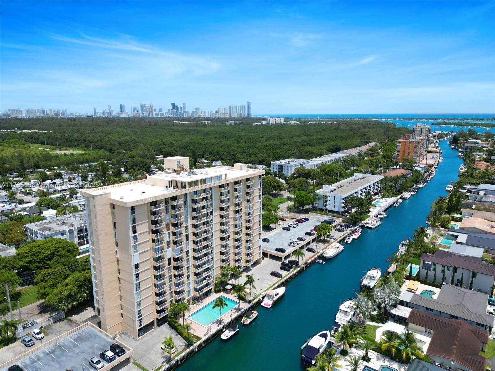 Small Image of 2350 NORTH EAST 135TH ST #1101, North Miami Number 19