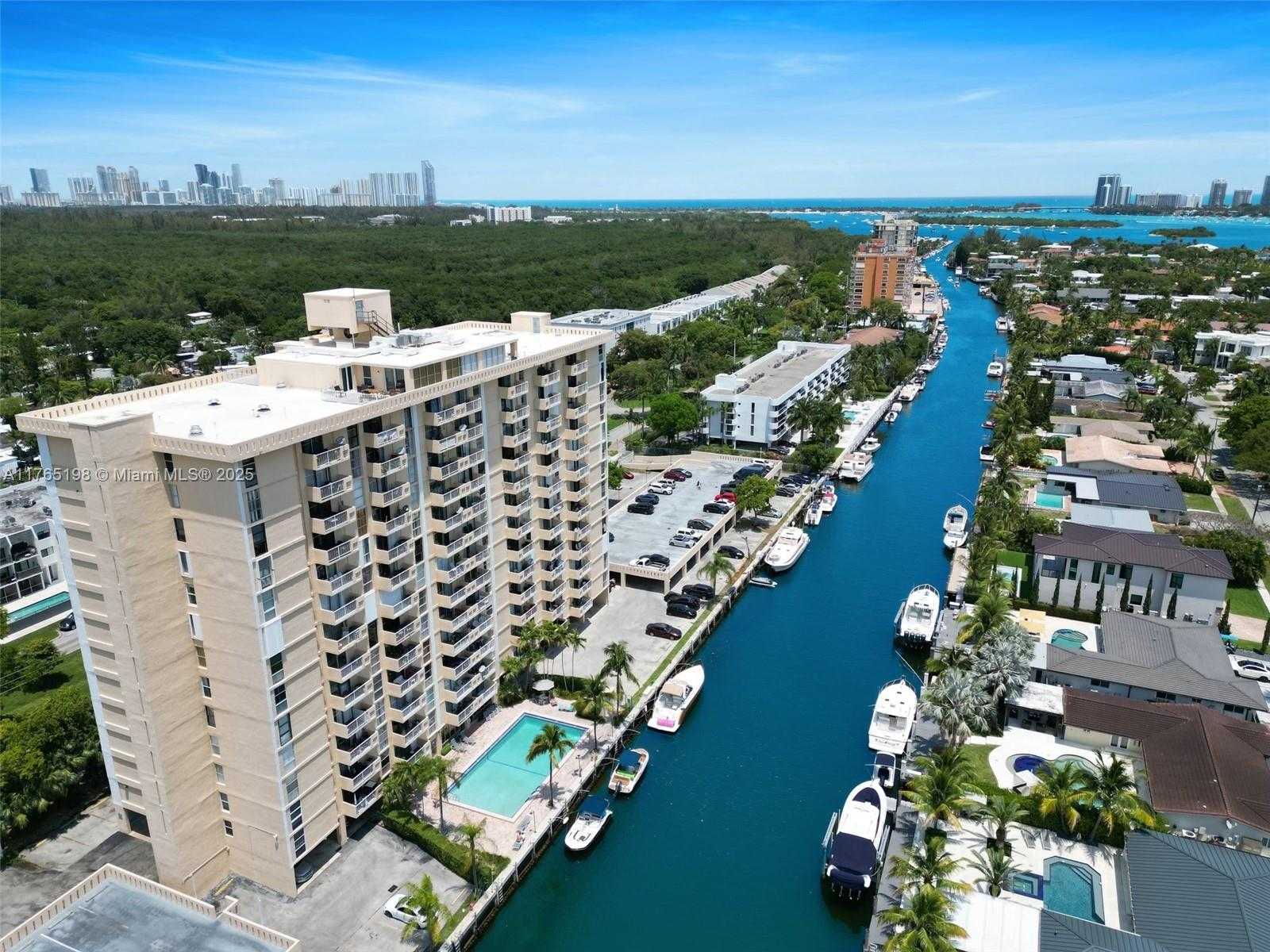 Small Image of 2350 NORTH EAST 135TH ST #1101, North Miami Number 5