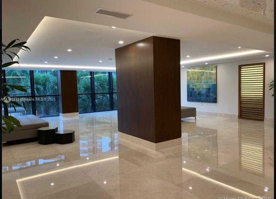 Small Image of 540 BRICKELL KEY DR #310, Miami Number 11
