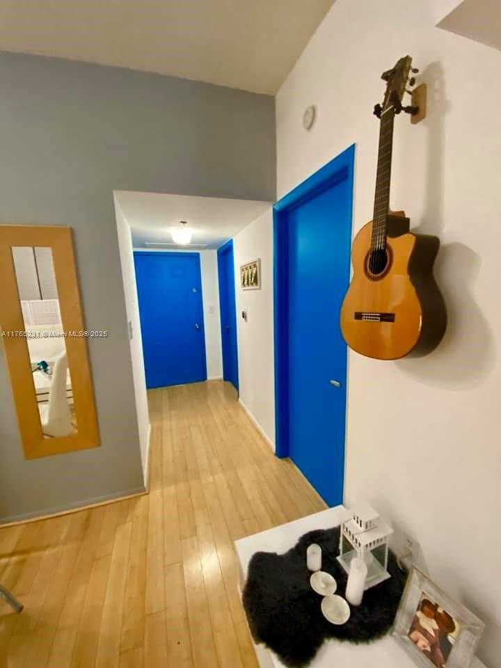 Small Image of 540 BRICKELL KEY DR #310, Miami Number 8